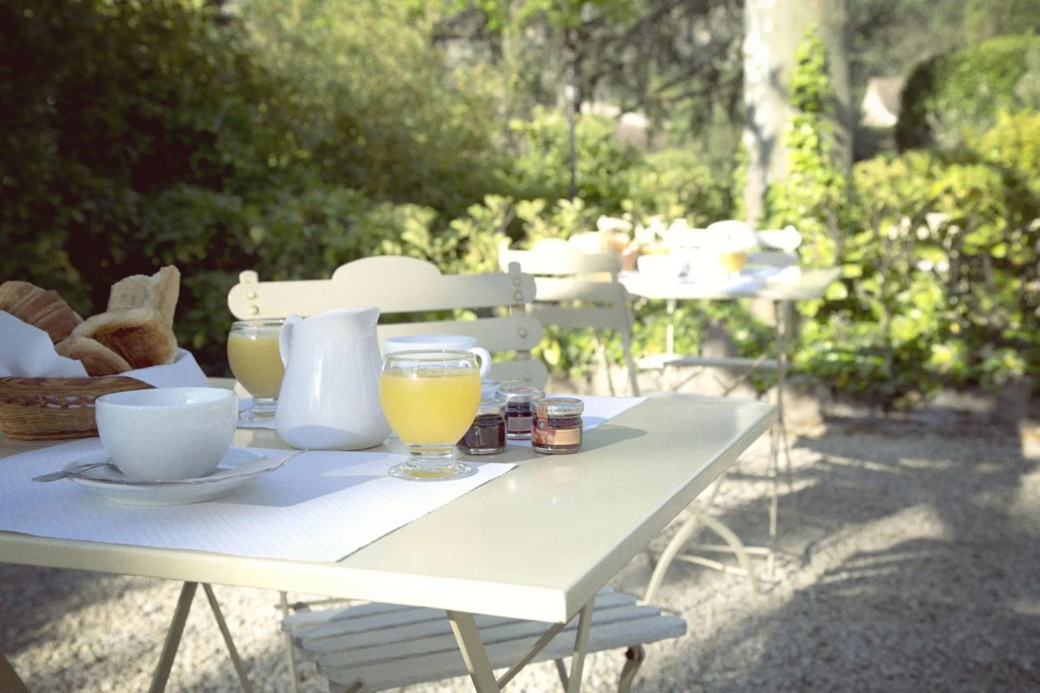 Restaurant/places to eat in Logis Hôtel Castel Mouisson