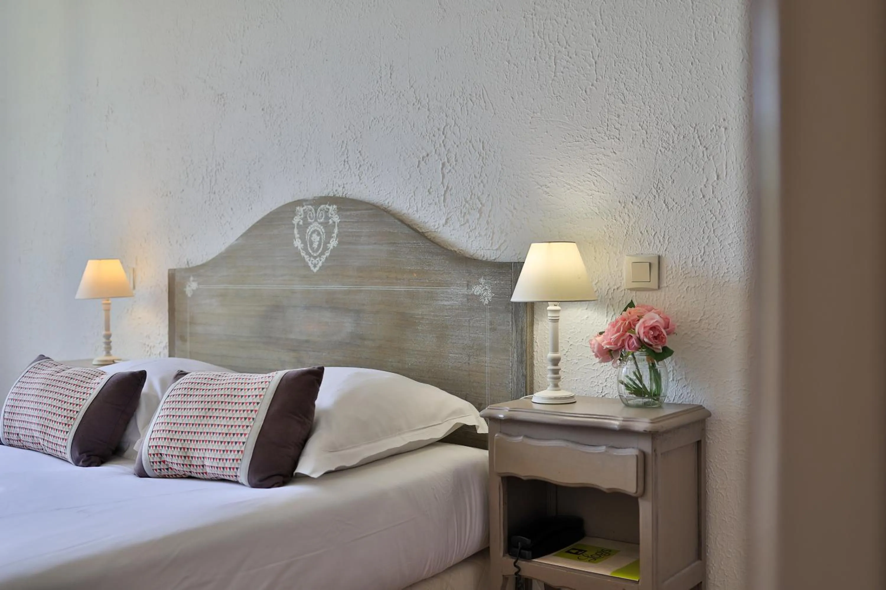 Bedroom, Bed in Logis Hôtel Castel Mouisson