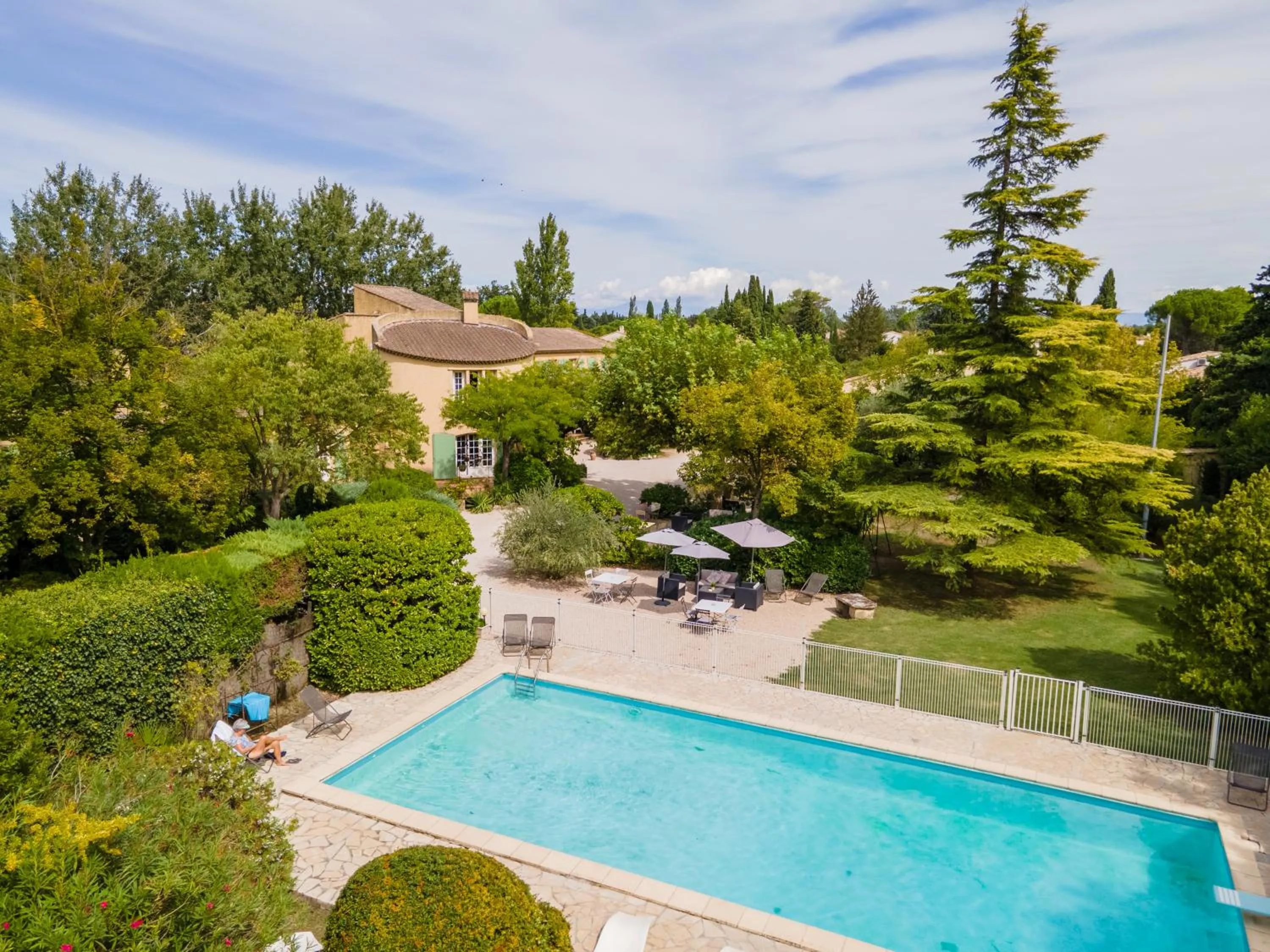 Garden in Logis Hôtel Castel Mouisson