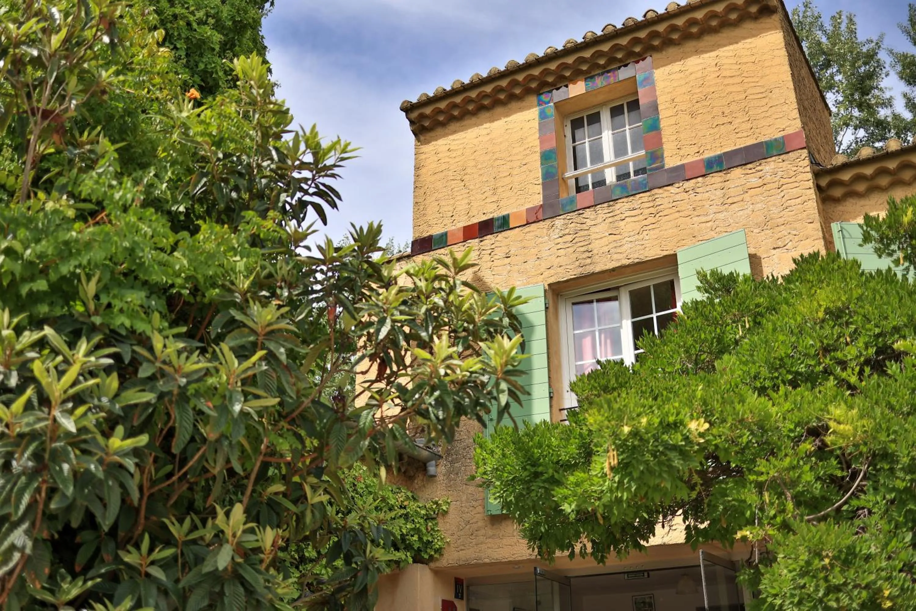 Property building in Logis Hôtel Castel Mouisson