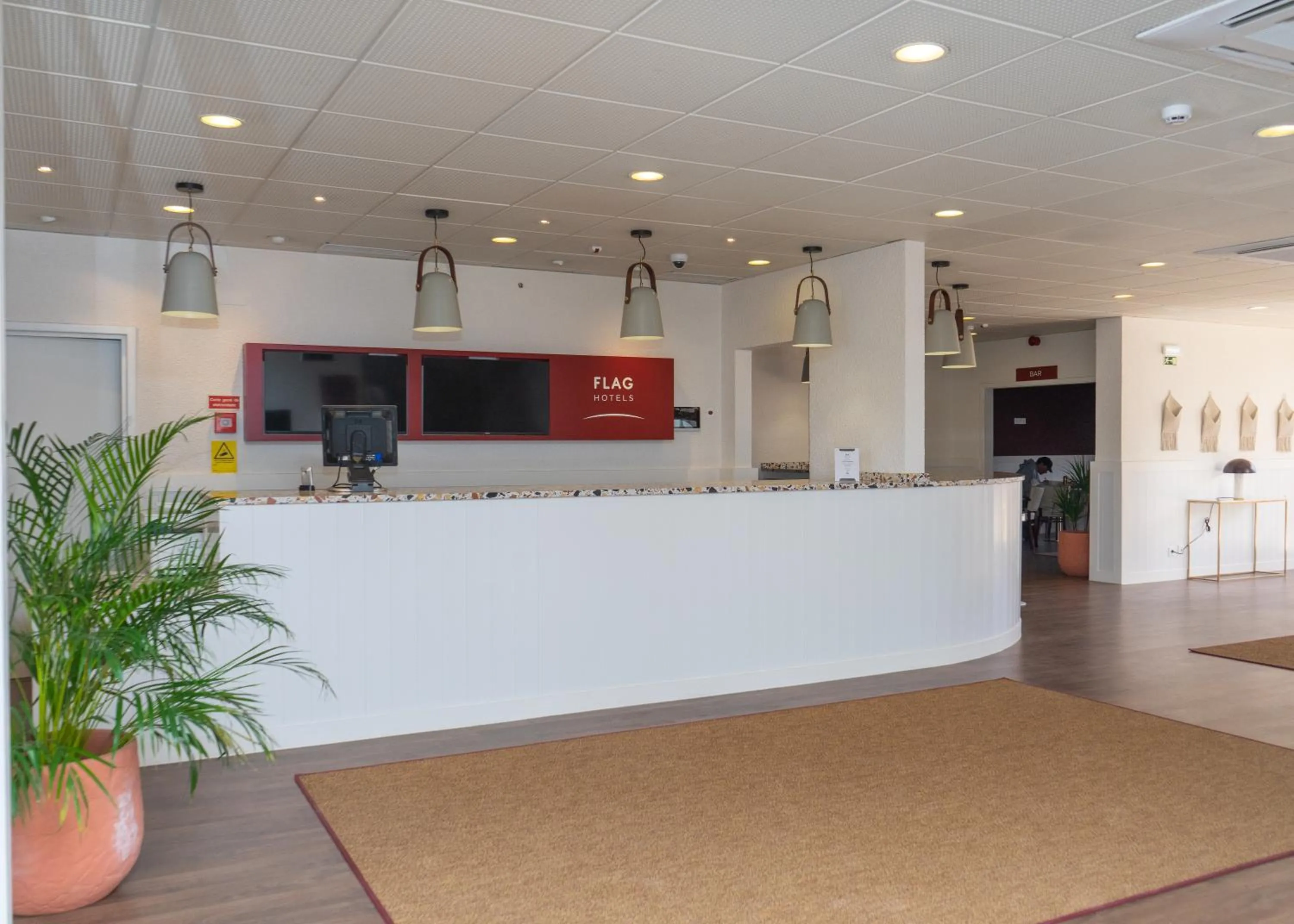 Lobby or reception in Flag Hotel Lisboa Oeiras