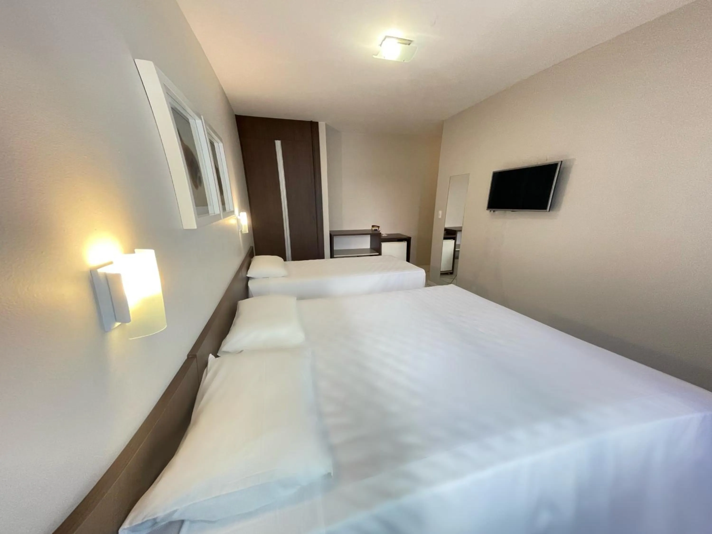 Photo of the whole room, Bed in Hotel Ryan