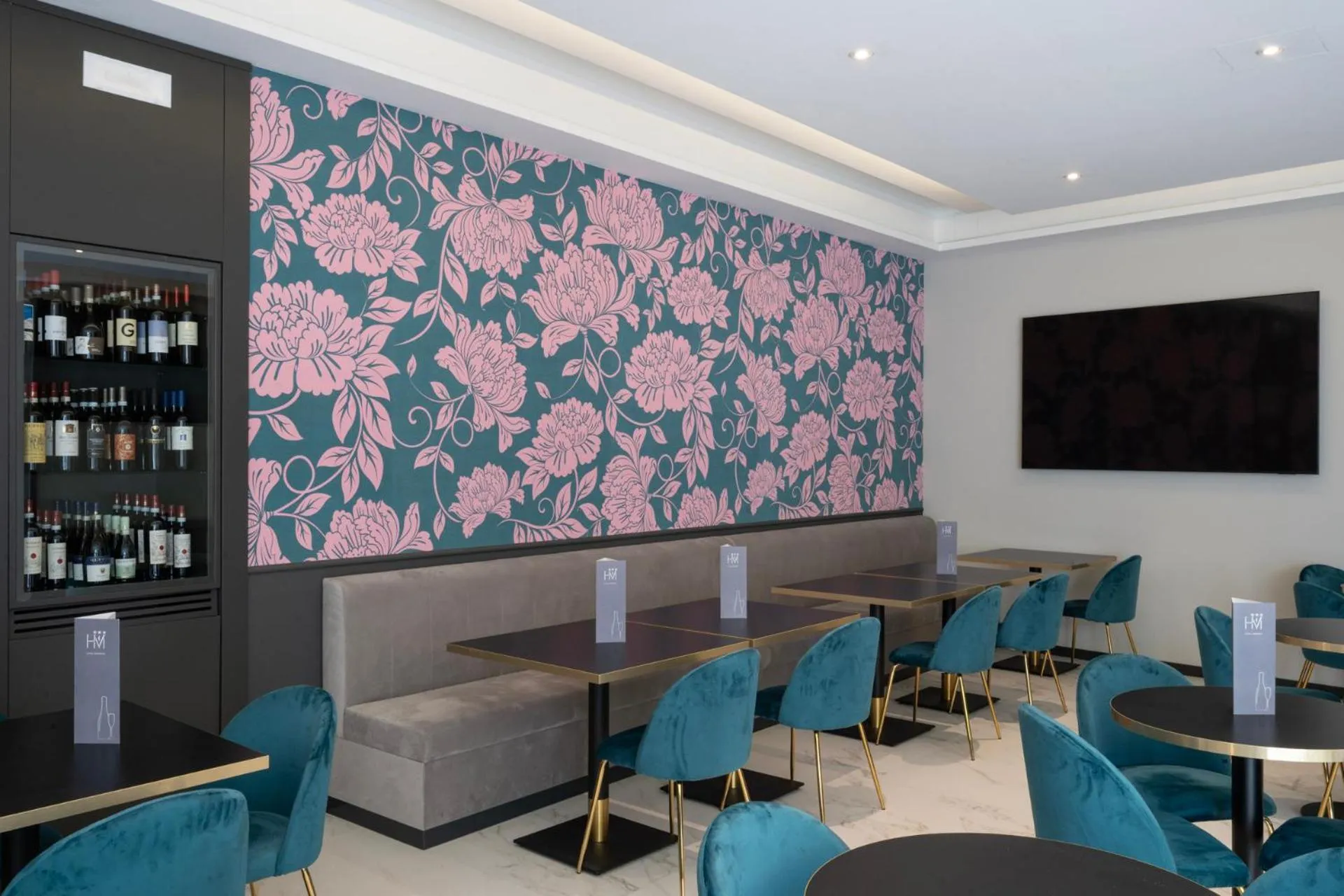 Restaurant/places to eat in Cavour 30TRE - Hotel Moderno