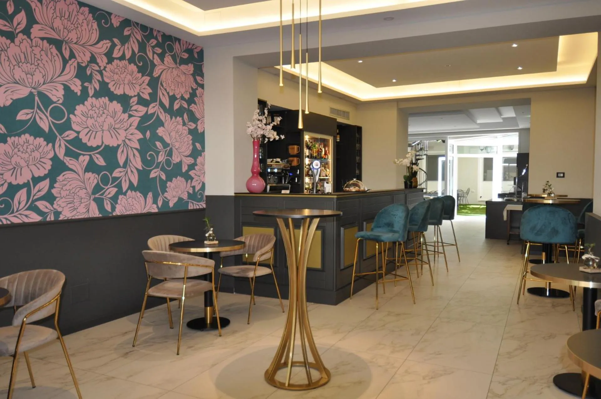 Lobby or reception in Cavour 30TRE - Hotel Moderno