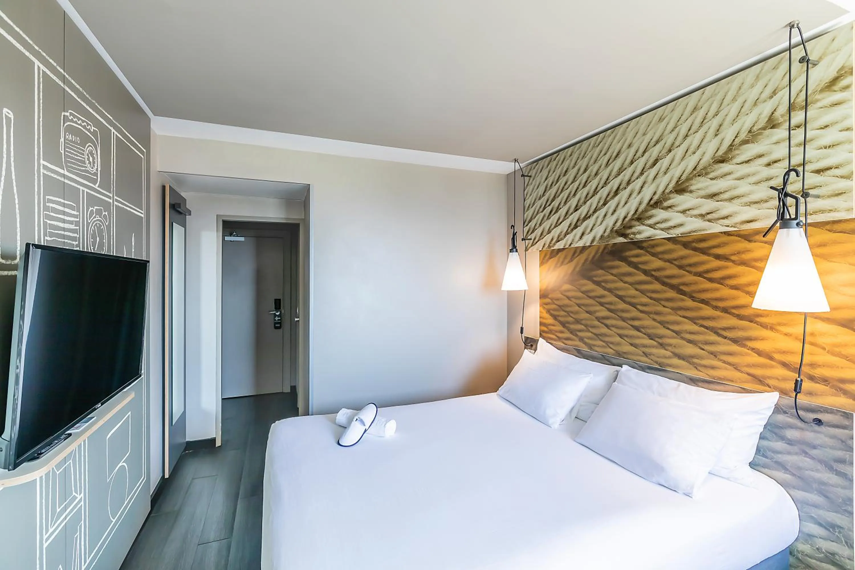 Bed in Hotel ibis Lisboa Liberdade