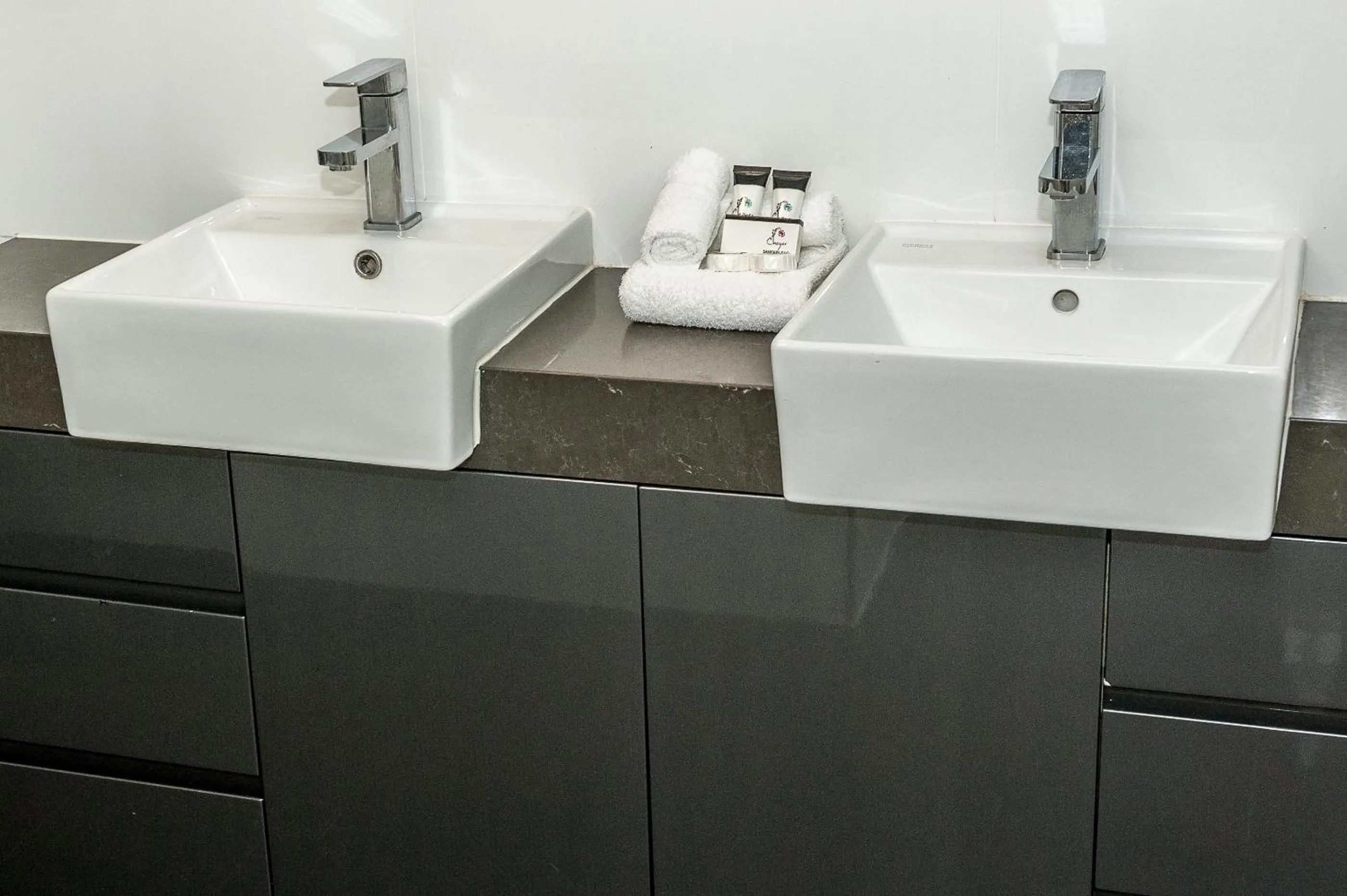 Bathroom in Oasis at Palm Cove