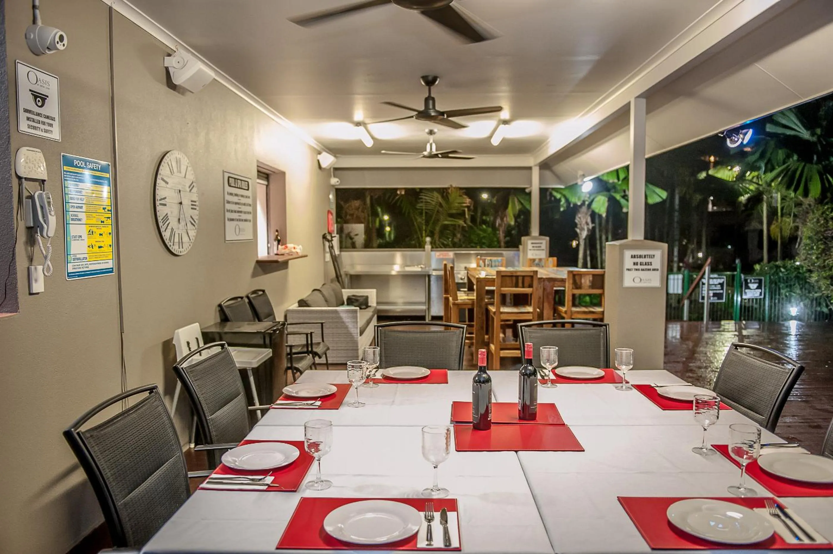 BBQ facilities in Oasis at Palm Cove