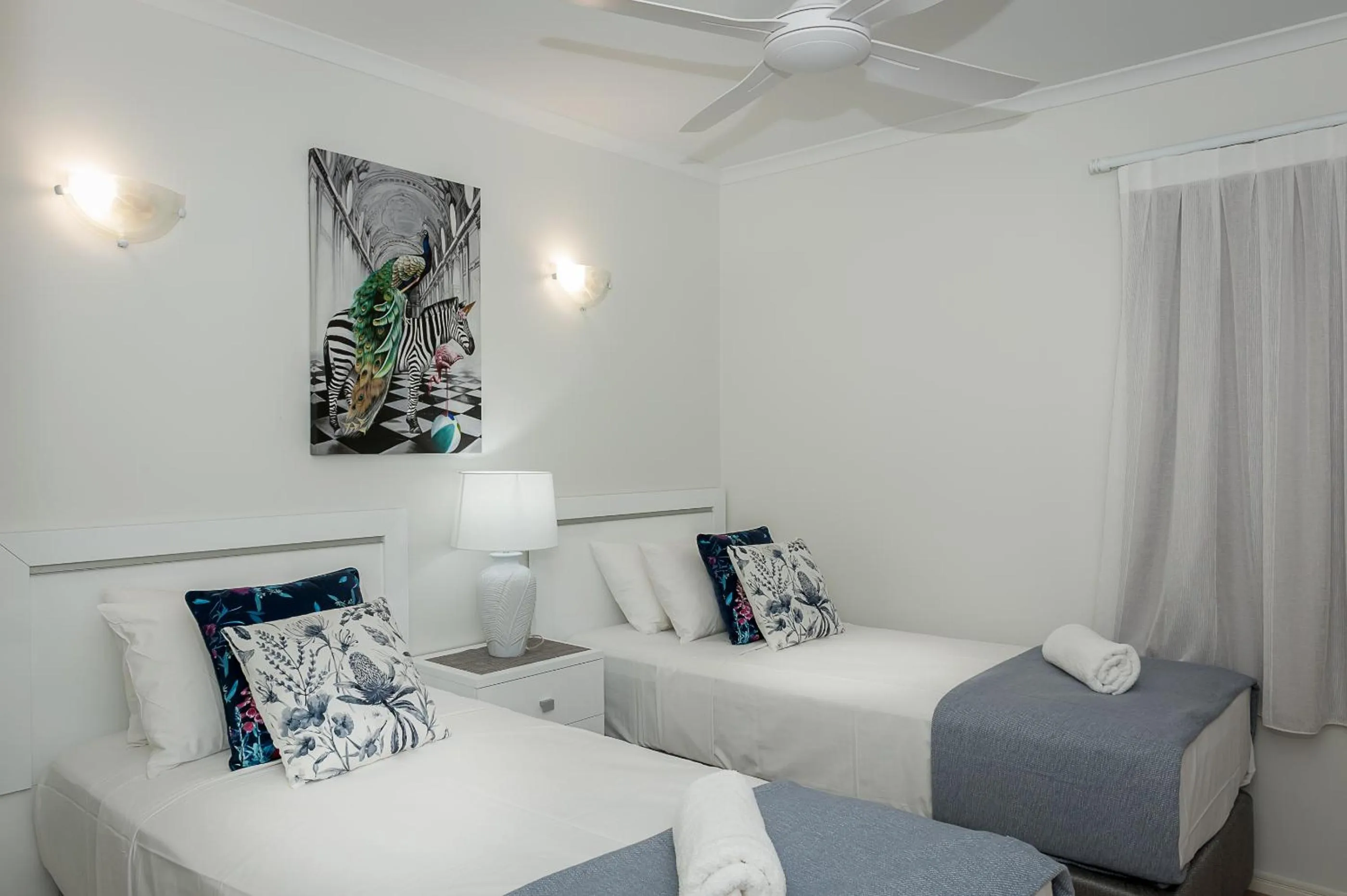 Bedroom, Bed in Oasis at Palm Cove