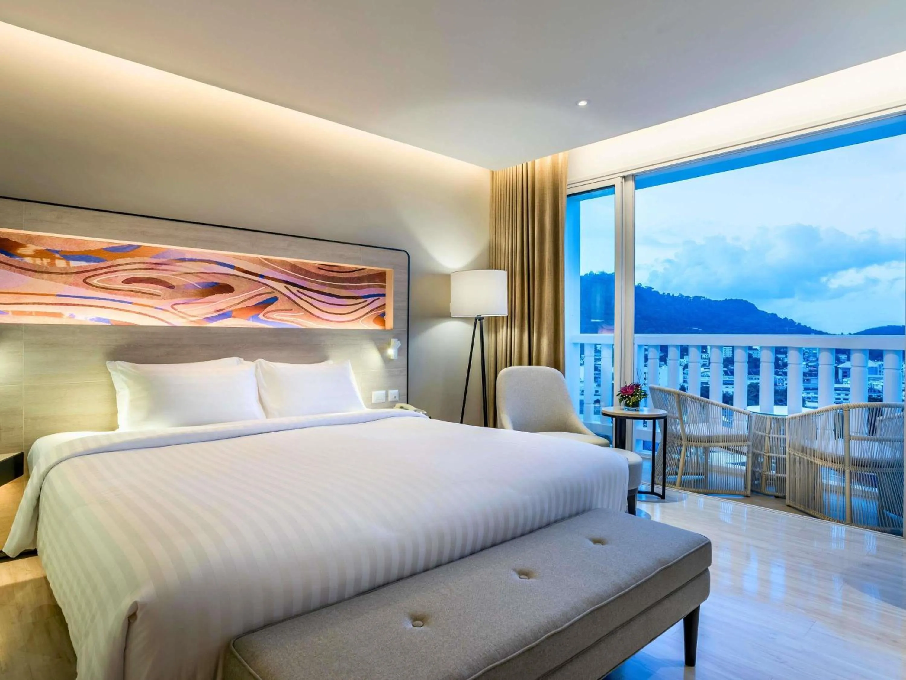 Bedroom, Bed in Novotel Phuket City Phokeethra