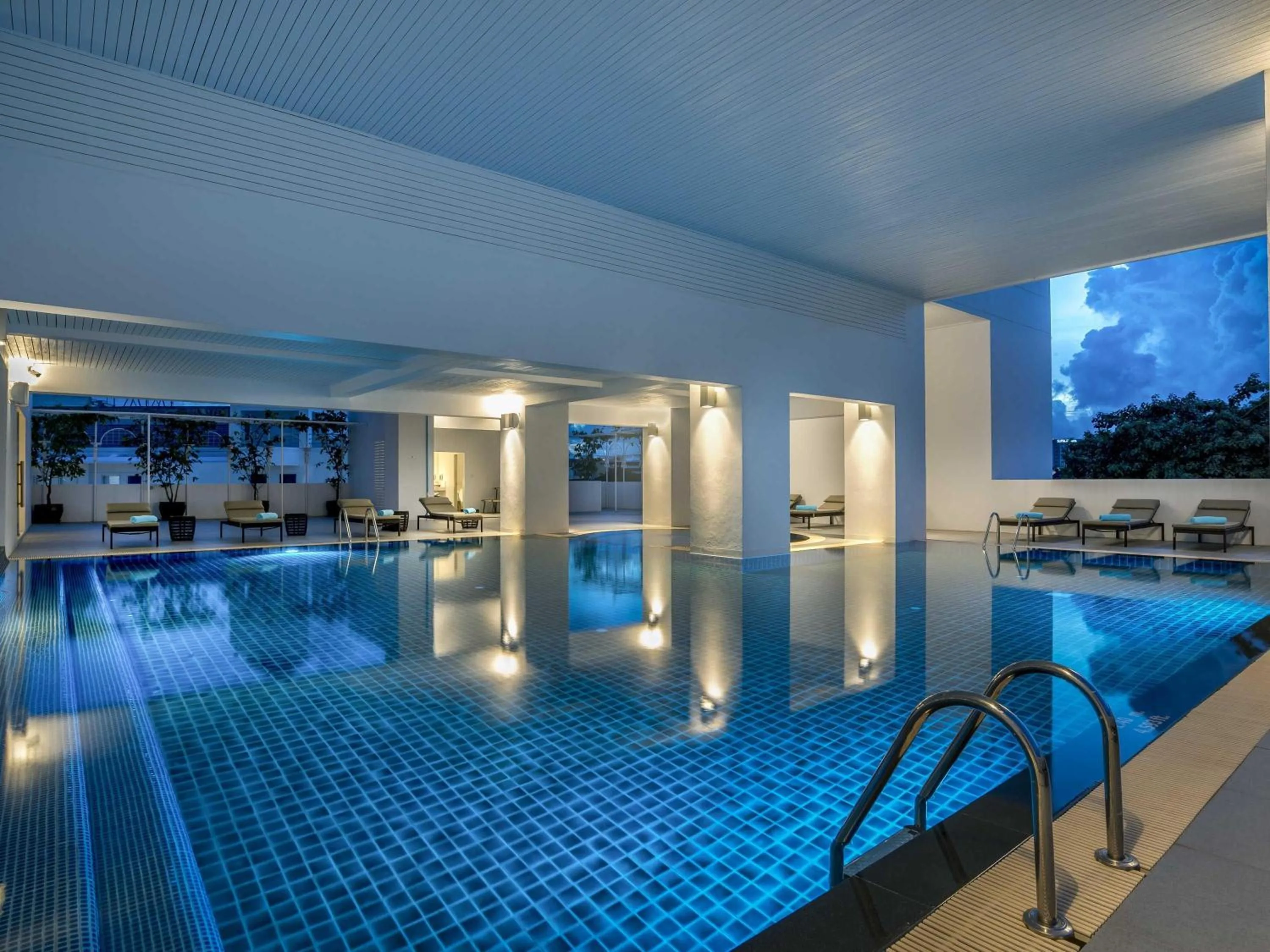 Pool view in Novotel Phuket City Phokeethra