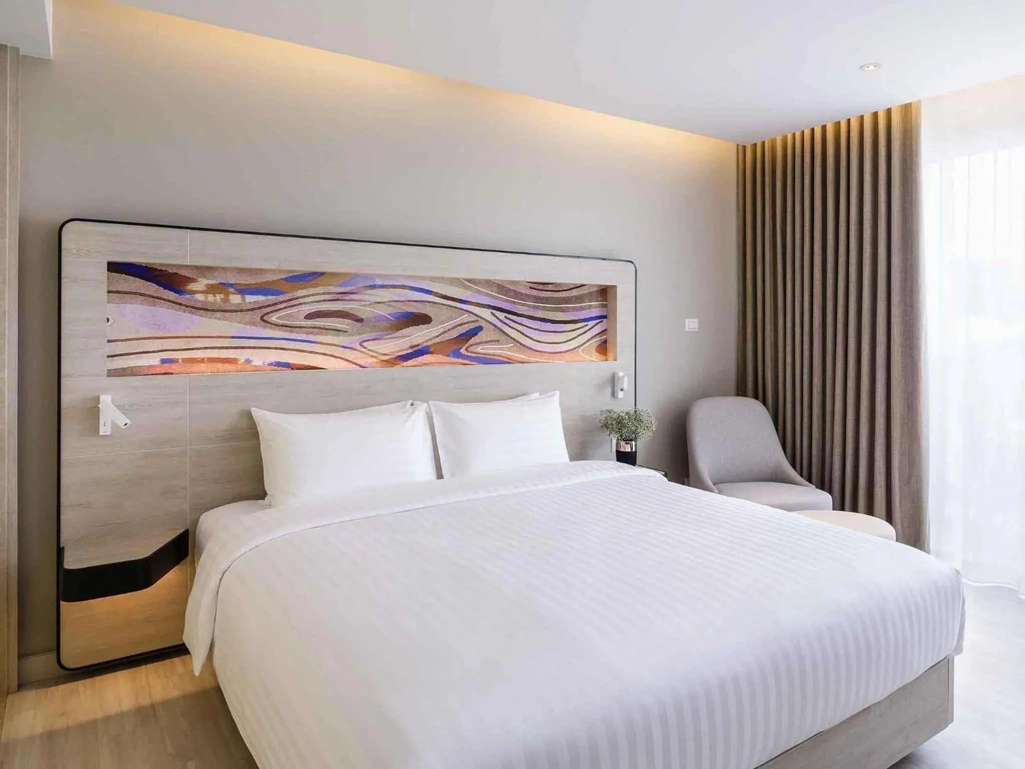Bedroom, Bed in Novotel Phuket City Phokeethra