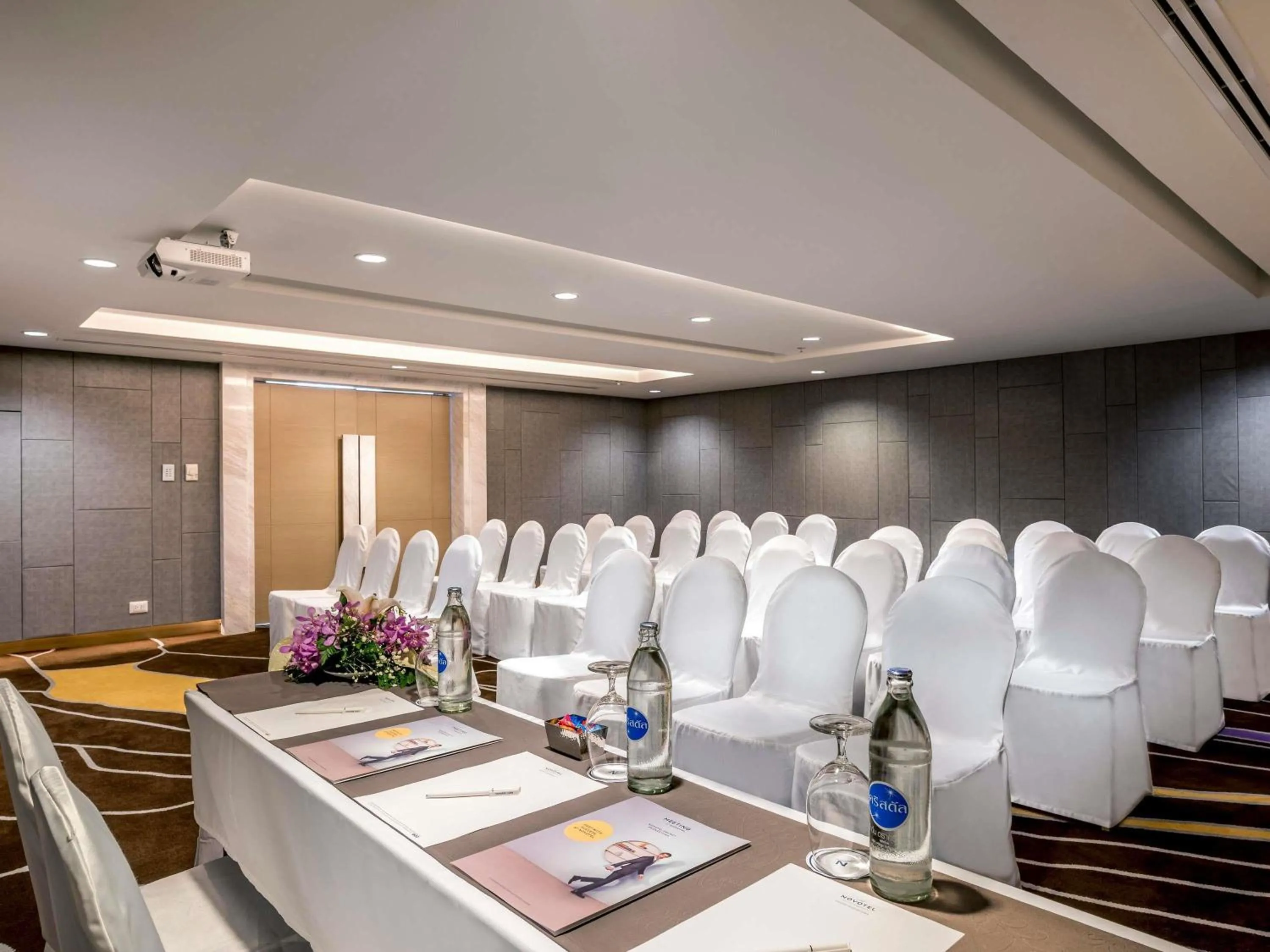 Meeting/conference room in Novotel Phuket City Phokeethra