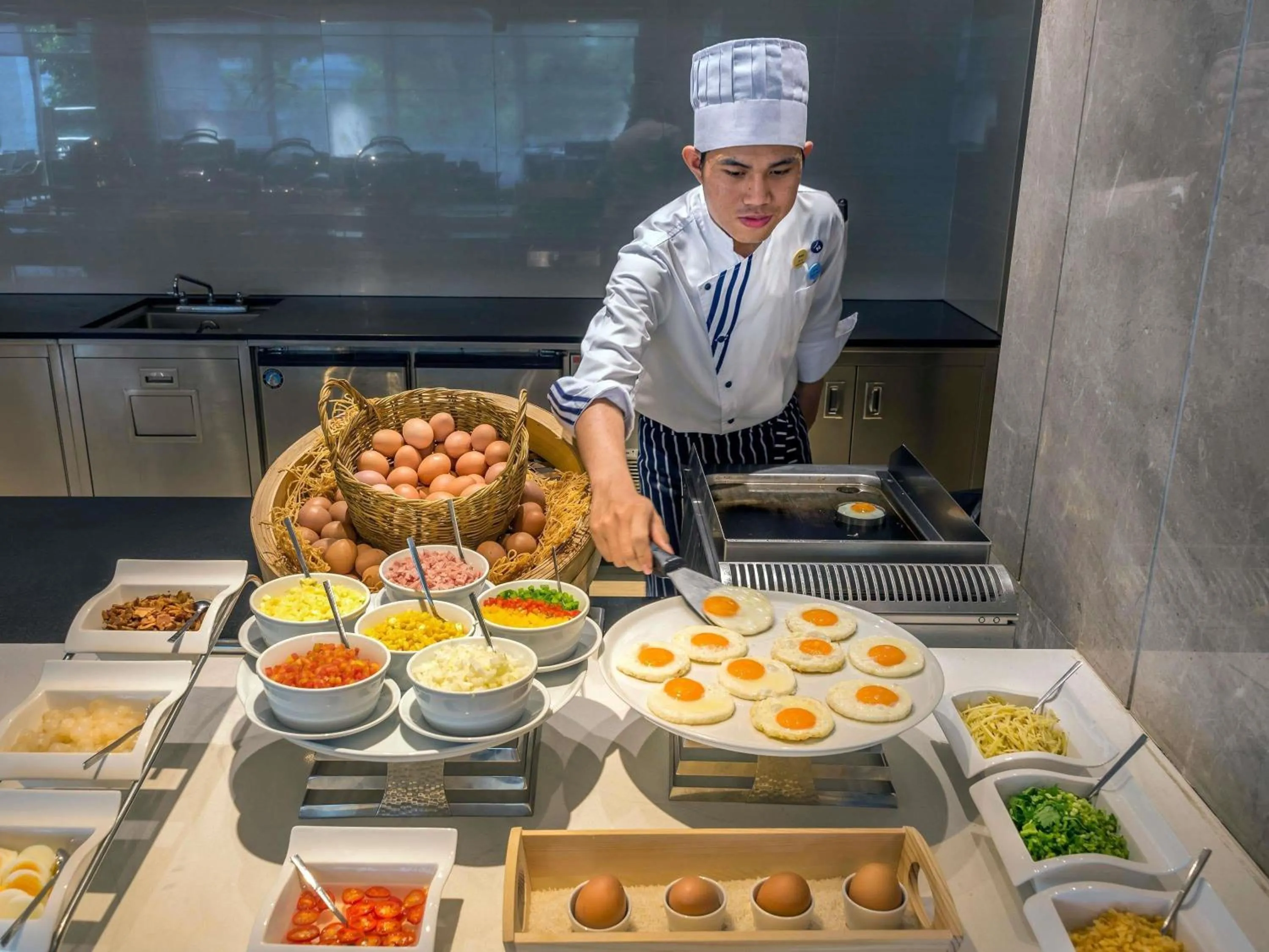 Breakfast in Novotel Phuket City Phokeethra