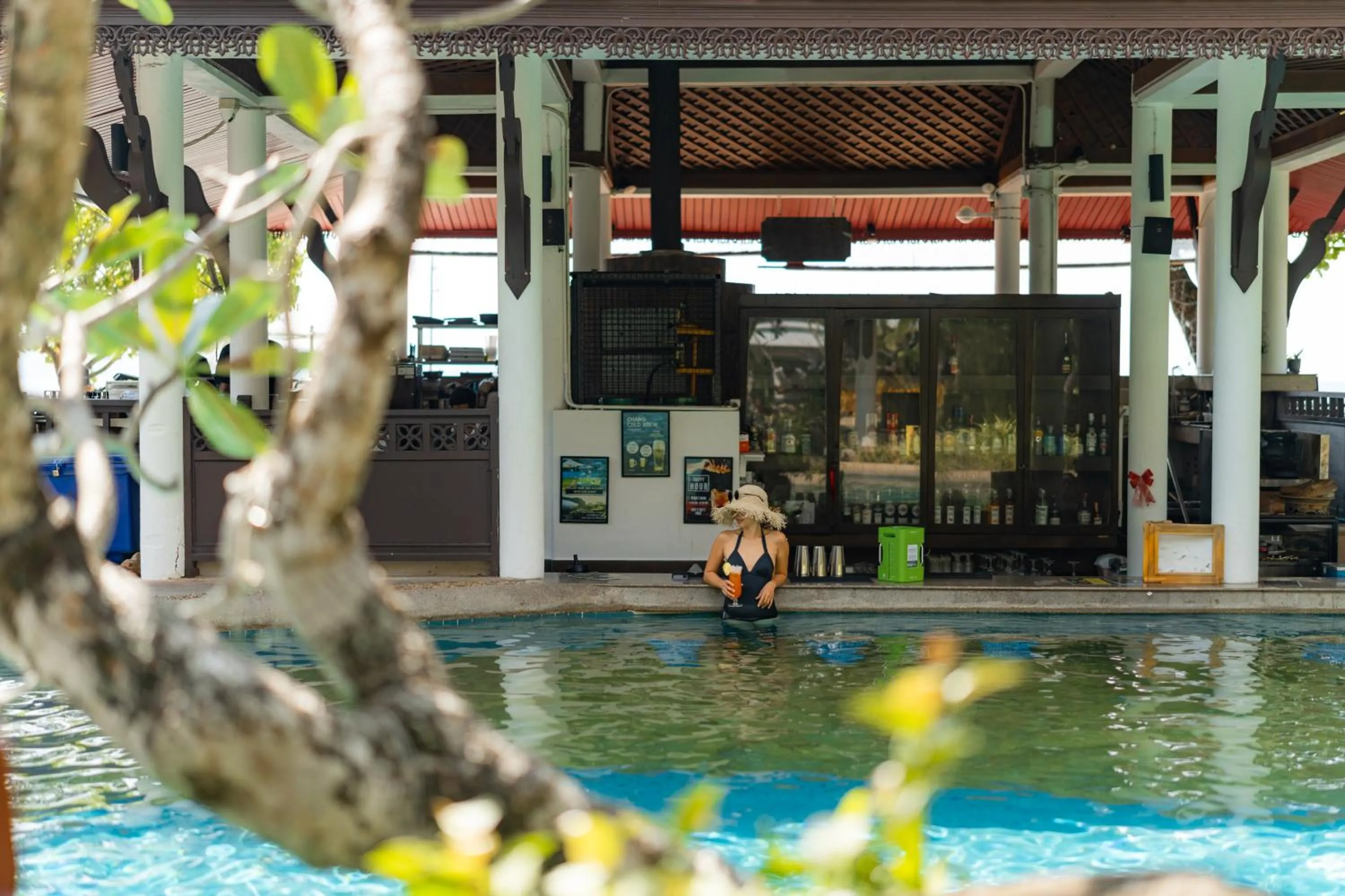 Lounge or bar in Thavorn Beach Village Resort & Spa Phuket