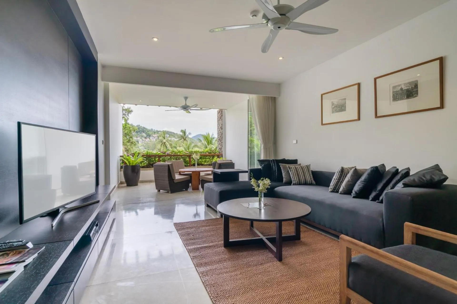 Restaurant/places to eat in The Chava Resort