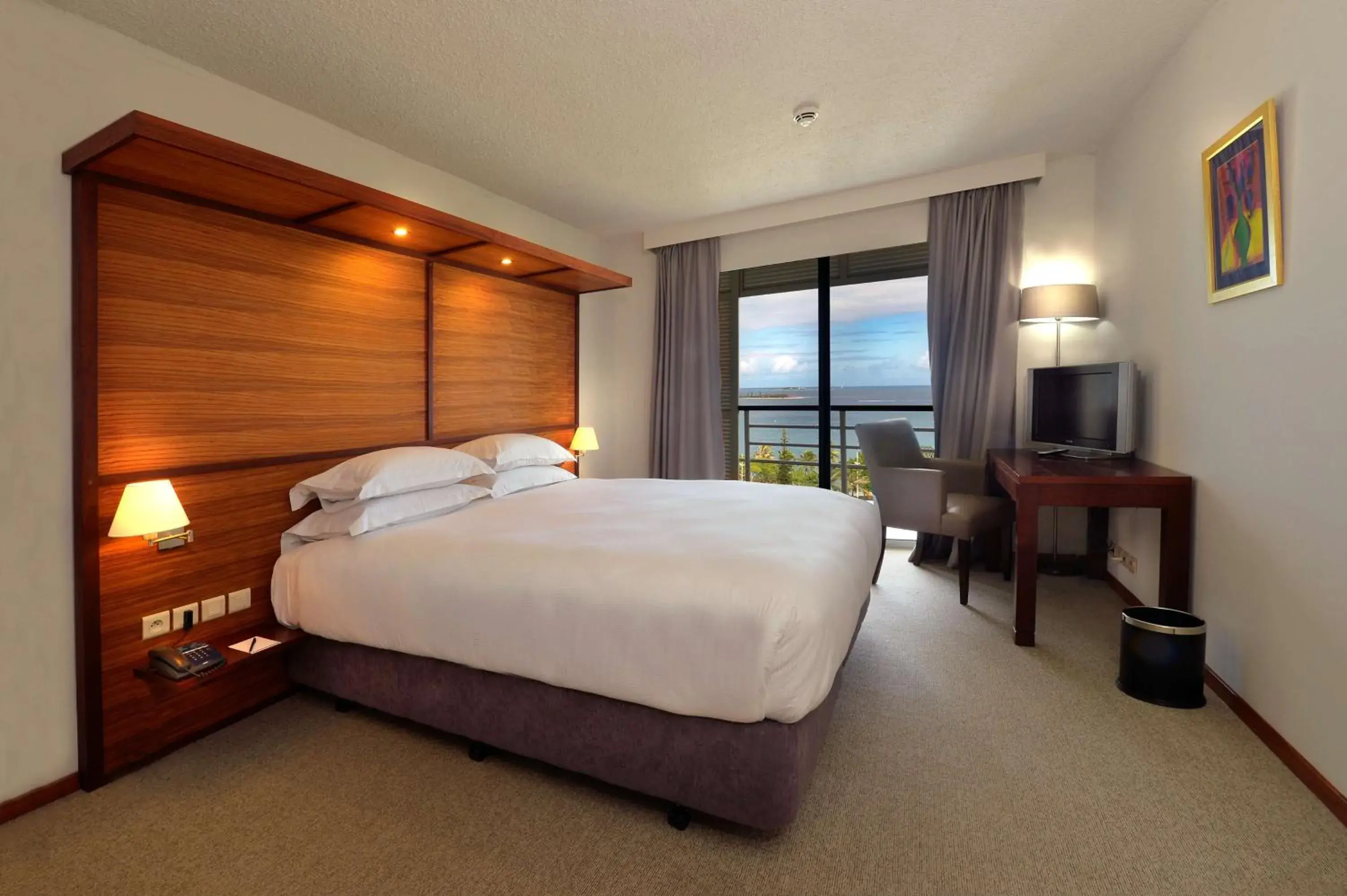 Two-Bedroom Apartment with Ocean View in Hilton Noumea La Promenade Residences Two-Bedroom Apartment with Ocean View in Hilton Noumea La Promenade Residences
