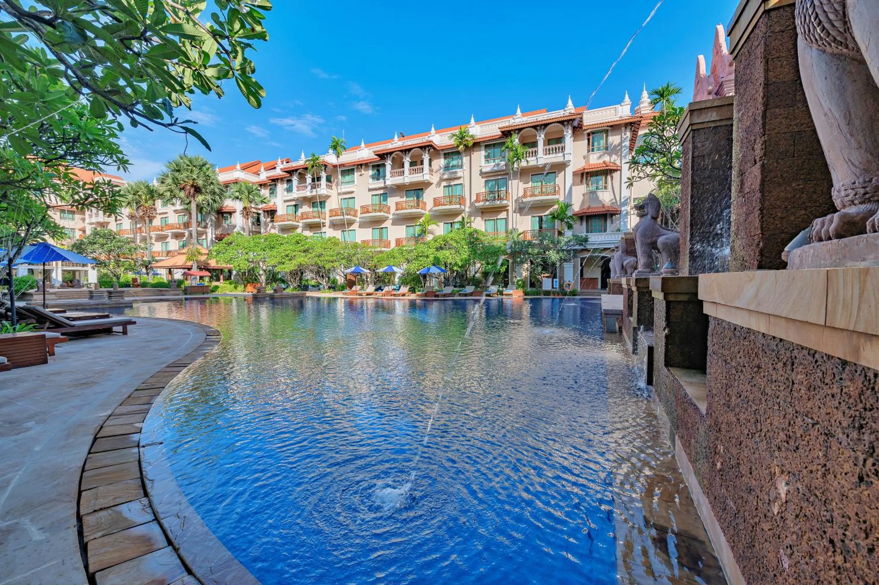 Swimming pool in Sokha Angkor Resort
