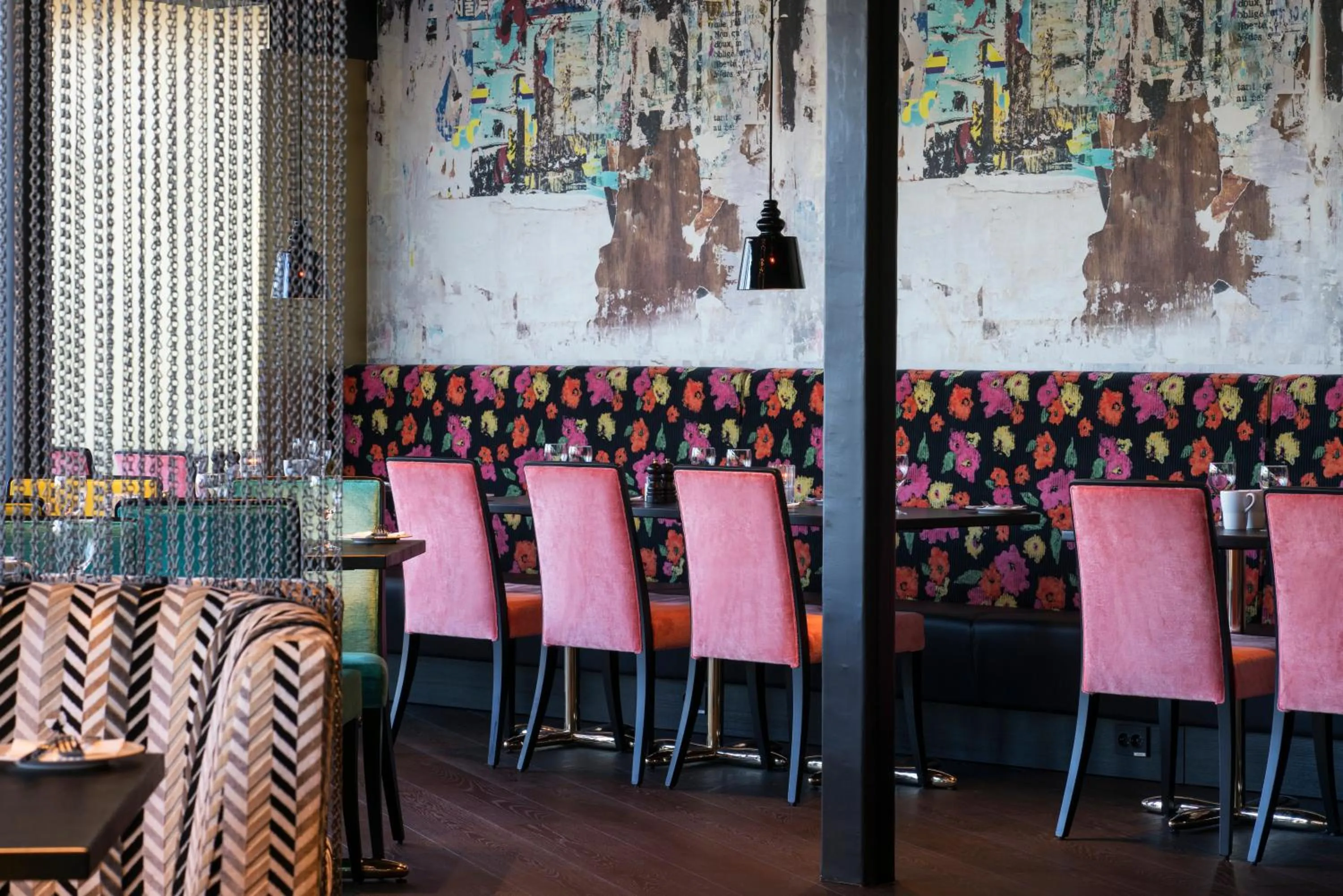 Restaurant/places to eat in Thon Hotel Oslo Airport