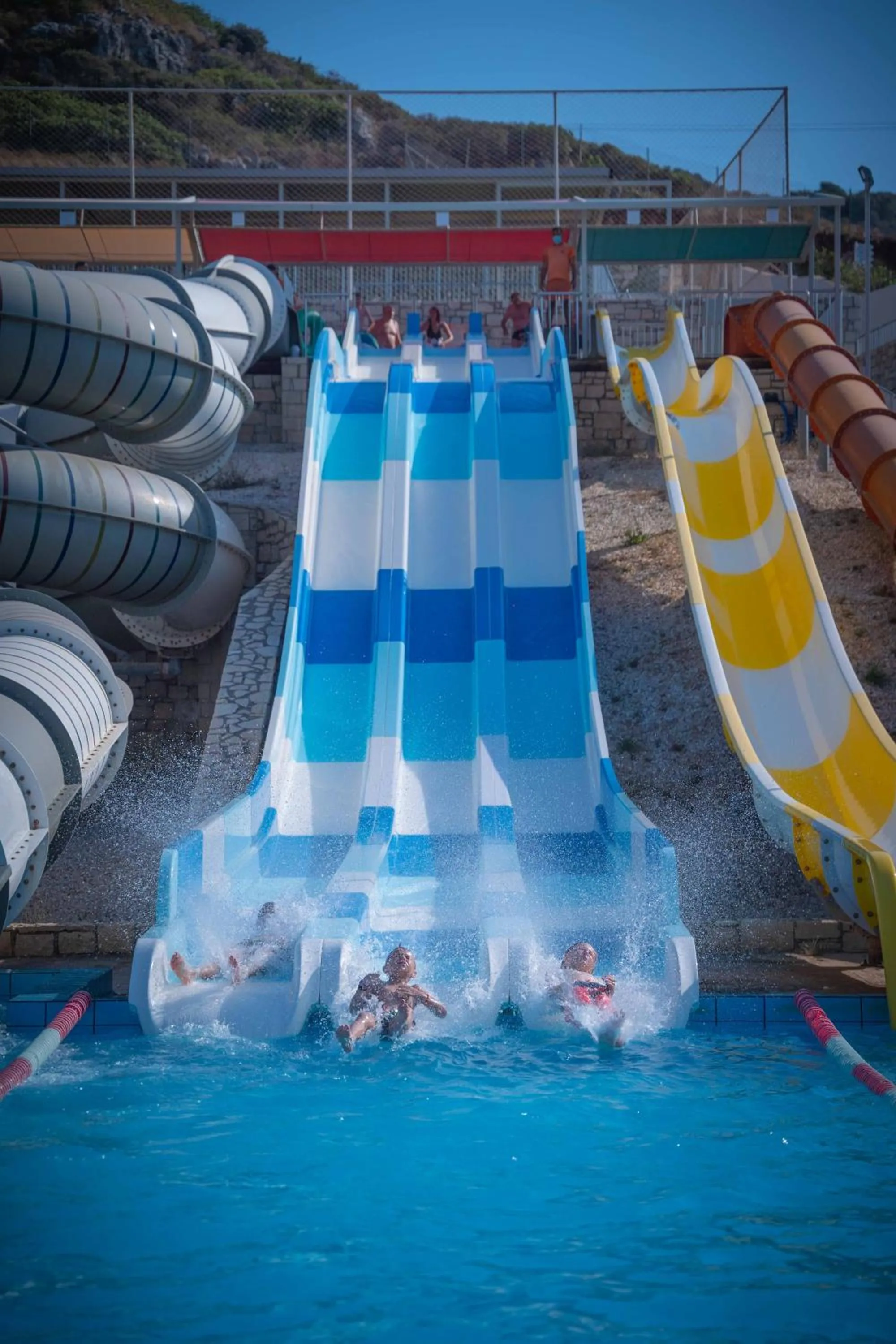 Grand Hotel Holiday Resort