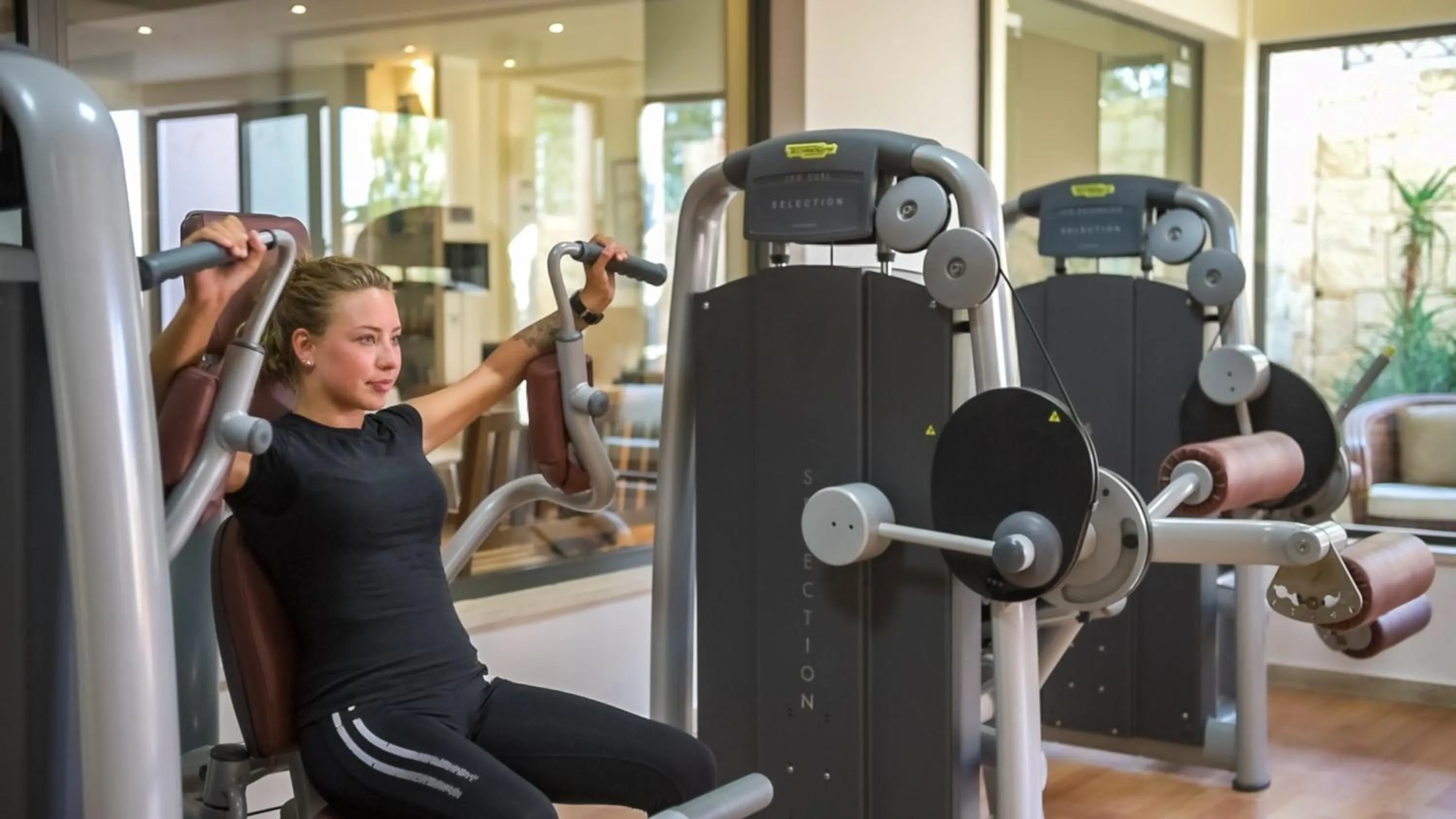 Fitness centre/facilities in Grand Hotel Holiday Resort