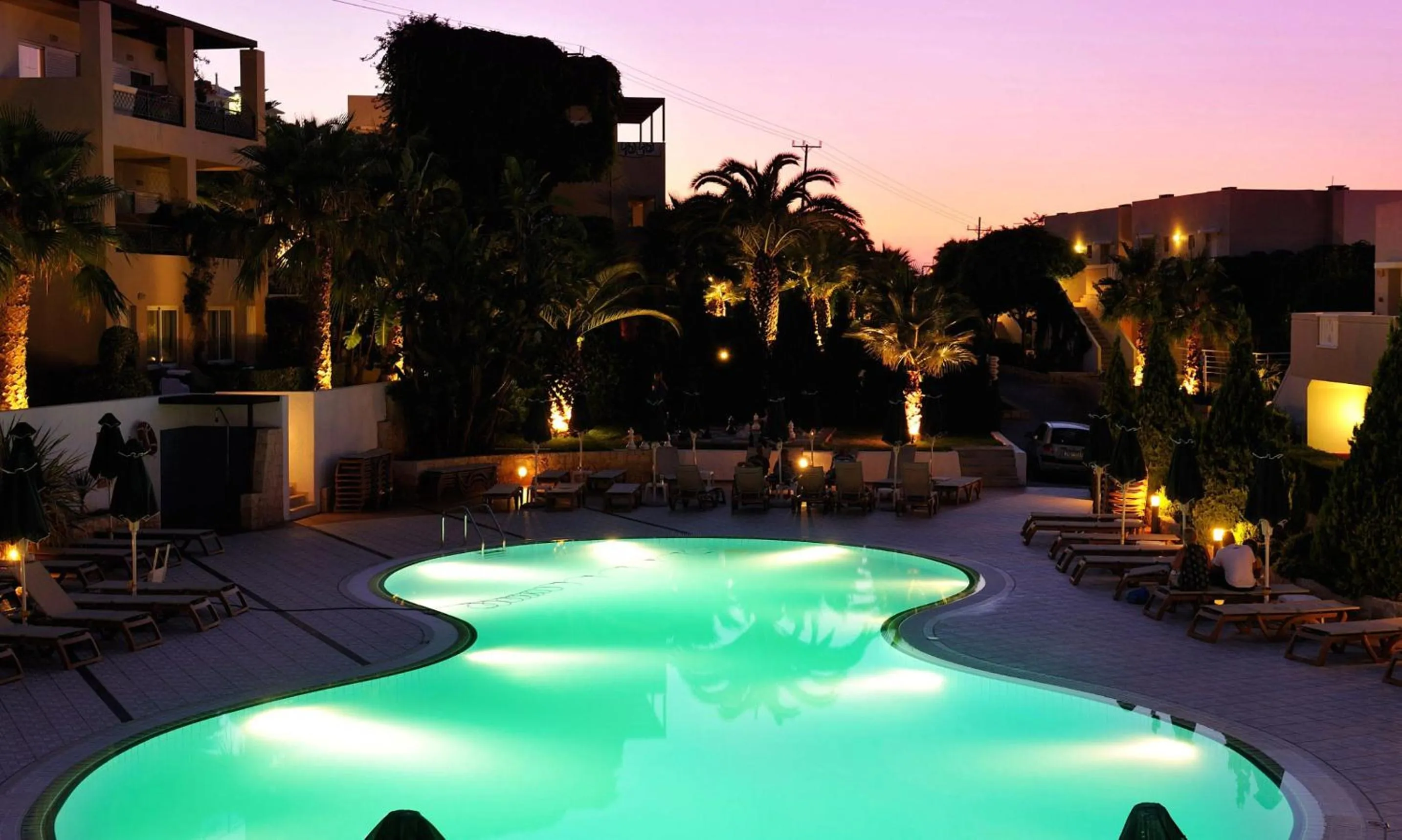 Swimming pool in Grand Hotel Holiday Resort