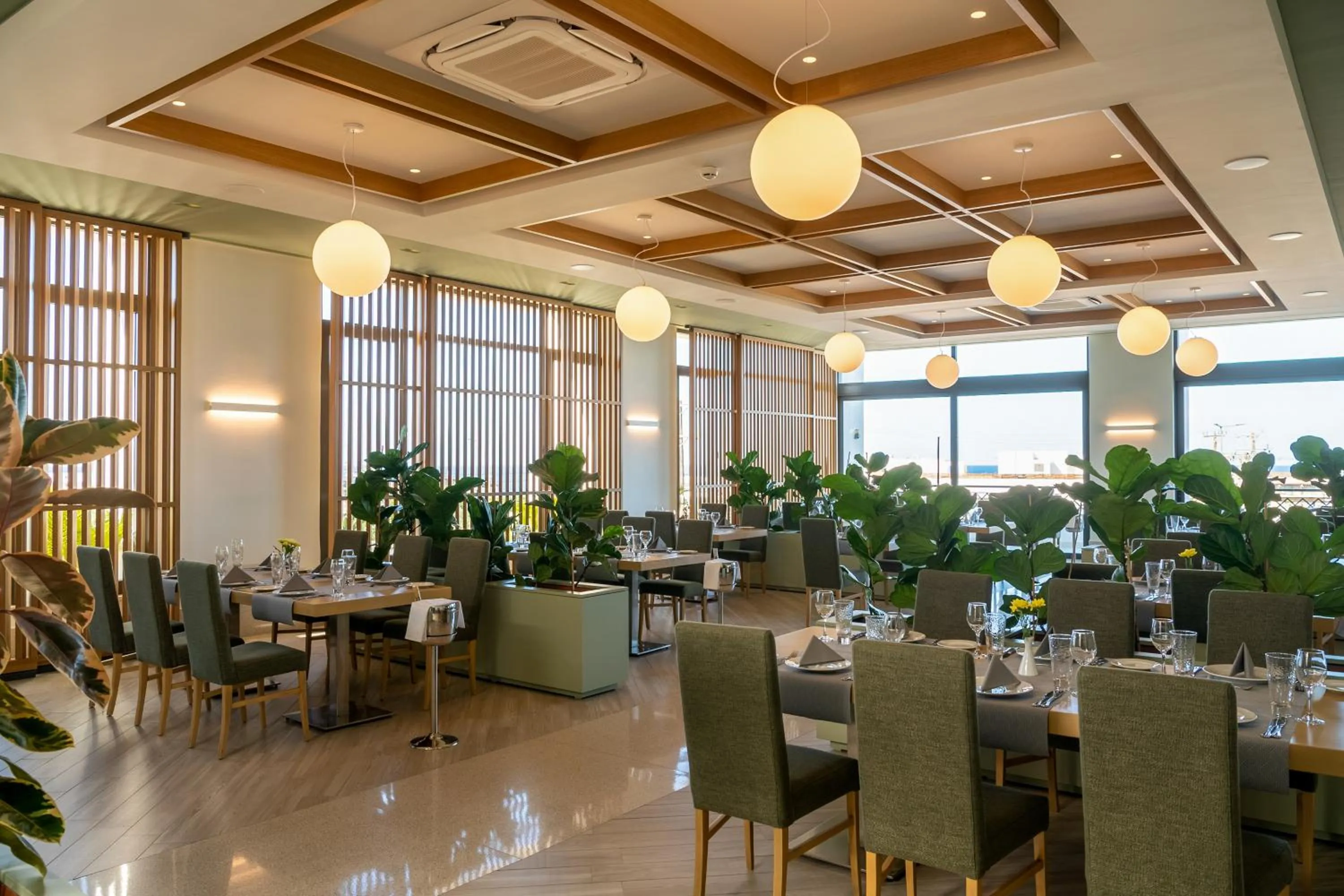 Grand Hotel Holiday Resort