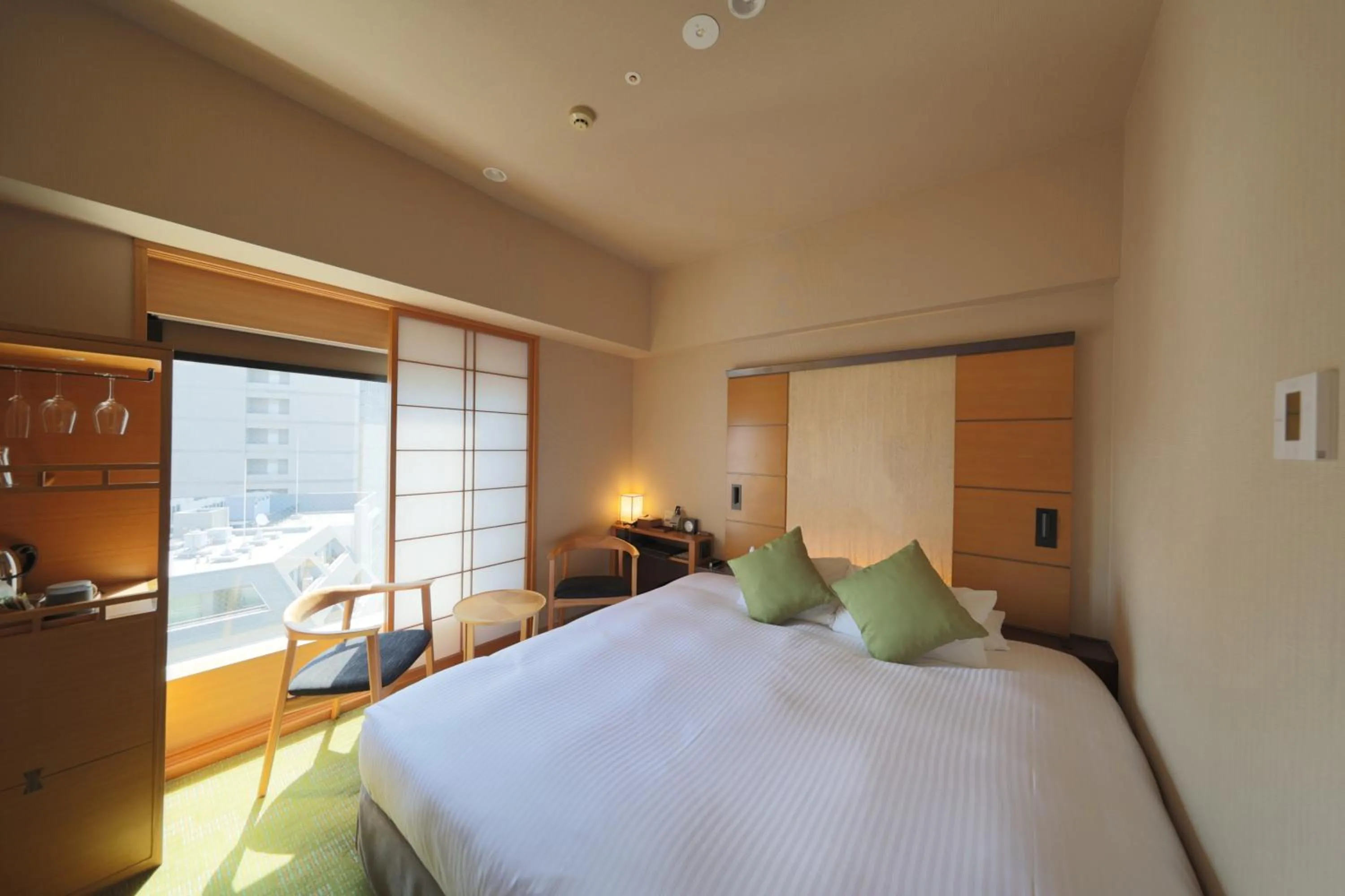 Photo of the whole room, Bed in Hotel Niwa Tokyo