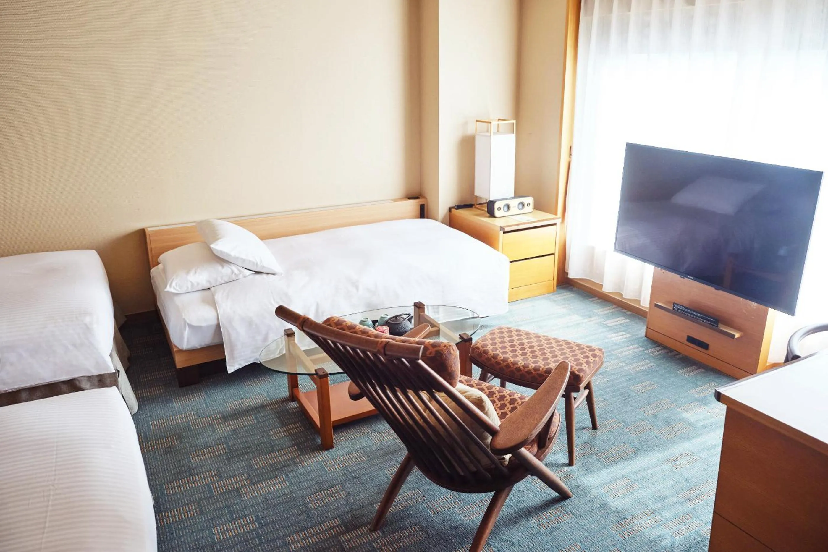 Photo of the whole room, Bed in Hotel Niwa Tokyo
