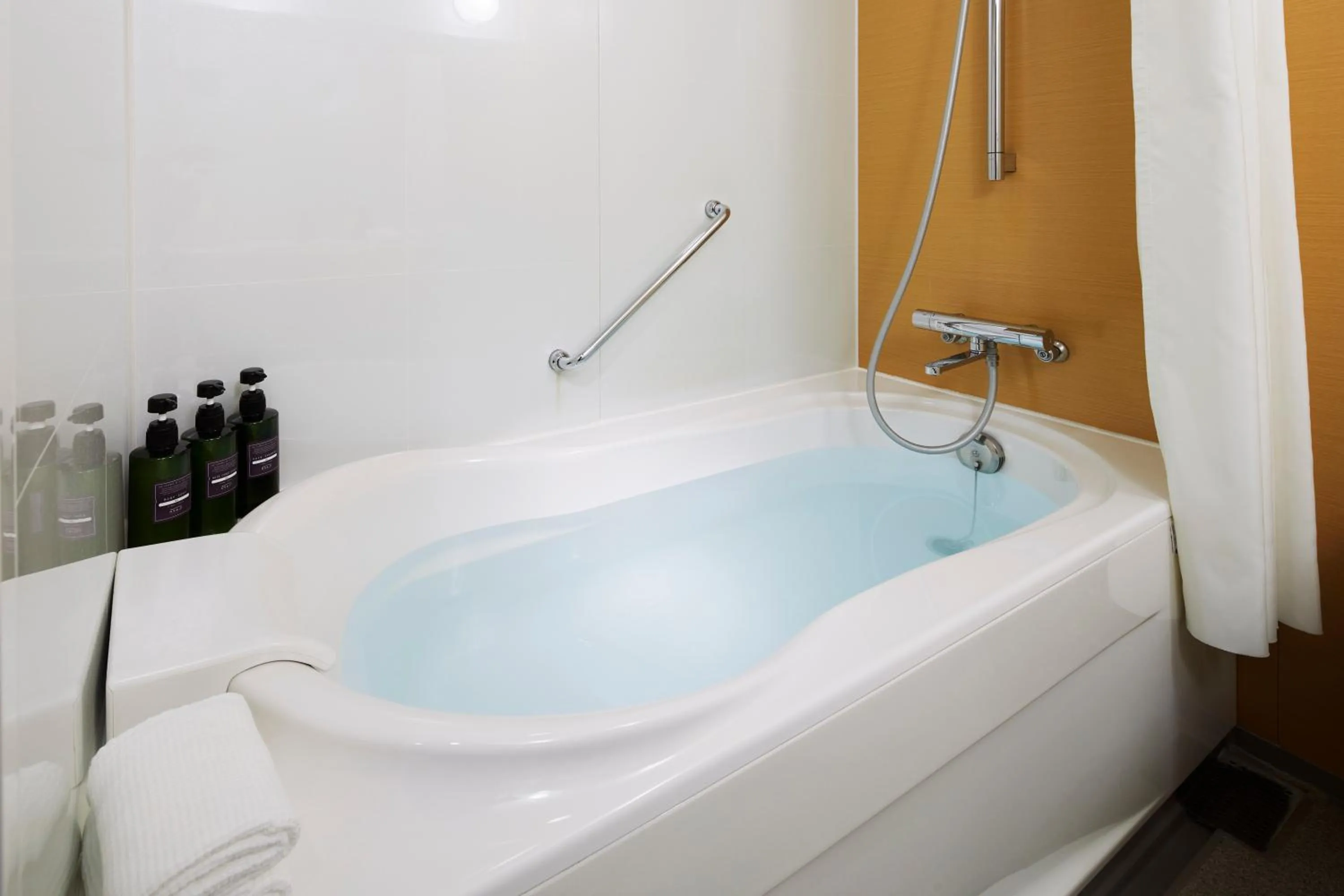 Bathroom in Hotel Niwa Tokyo