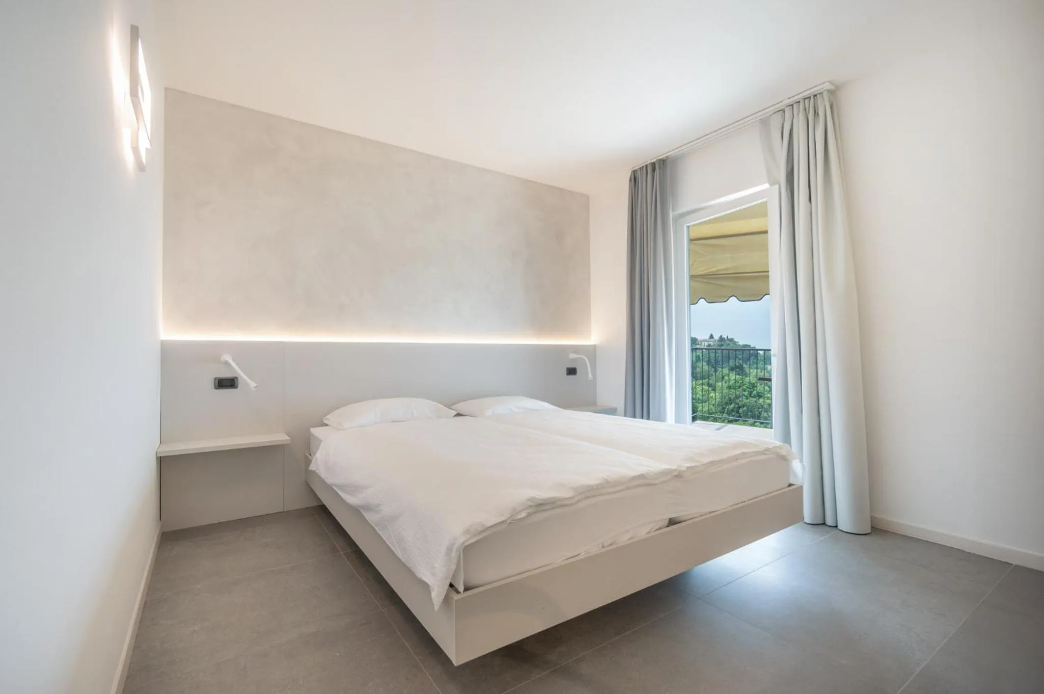 Bedroom, Bed in Hotel Laguna