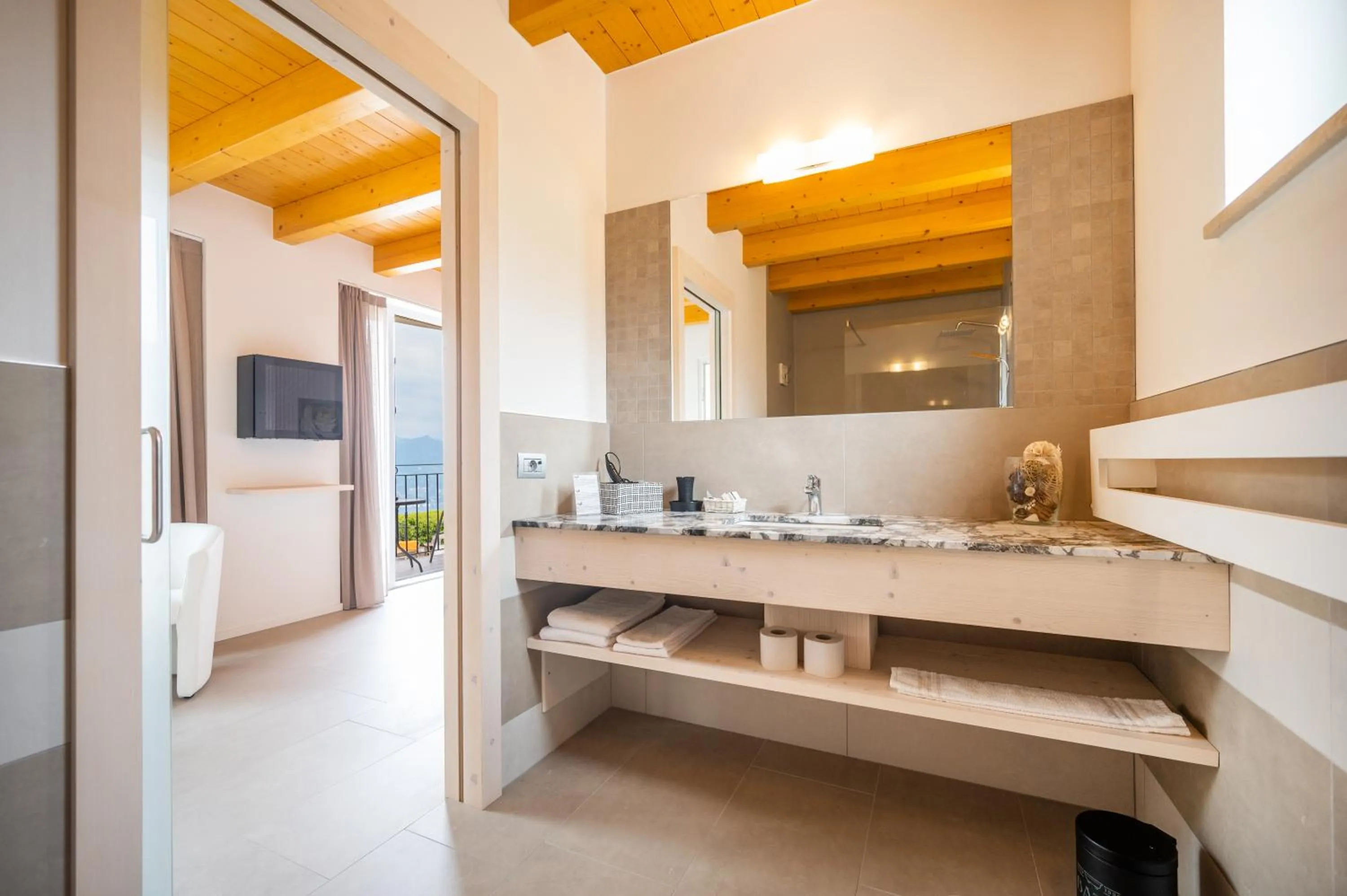 Bathroom in Hotel Laguna