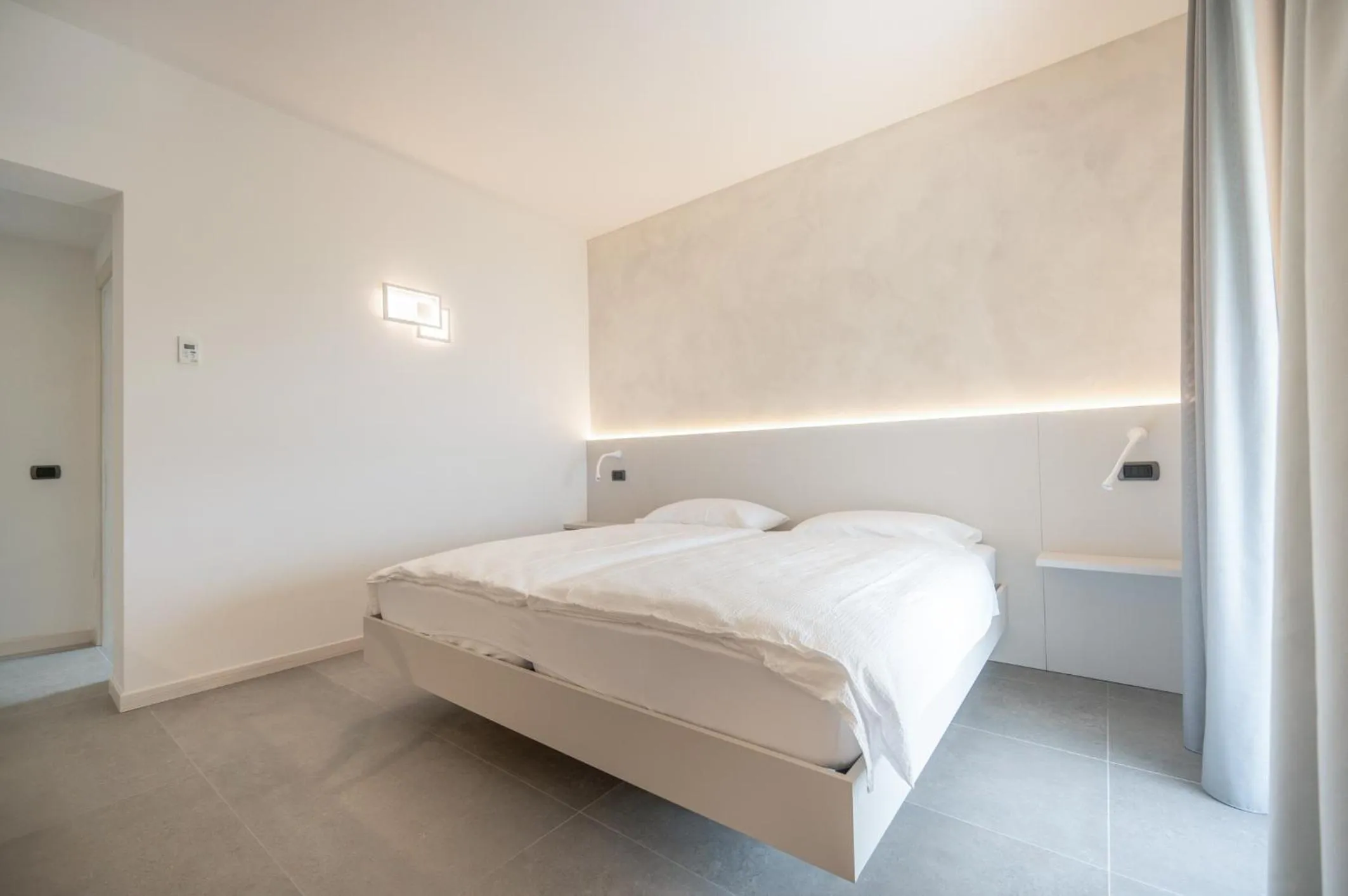 Bedroom, Bed in Hotel Laguna