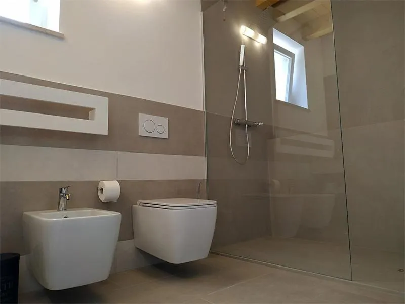 Bathroom in Hotel Laguna