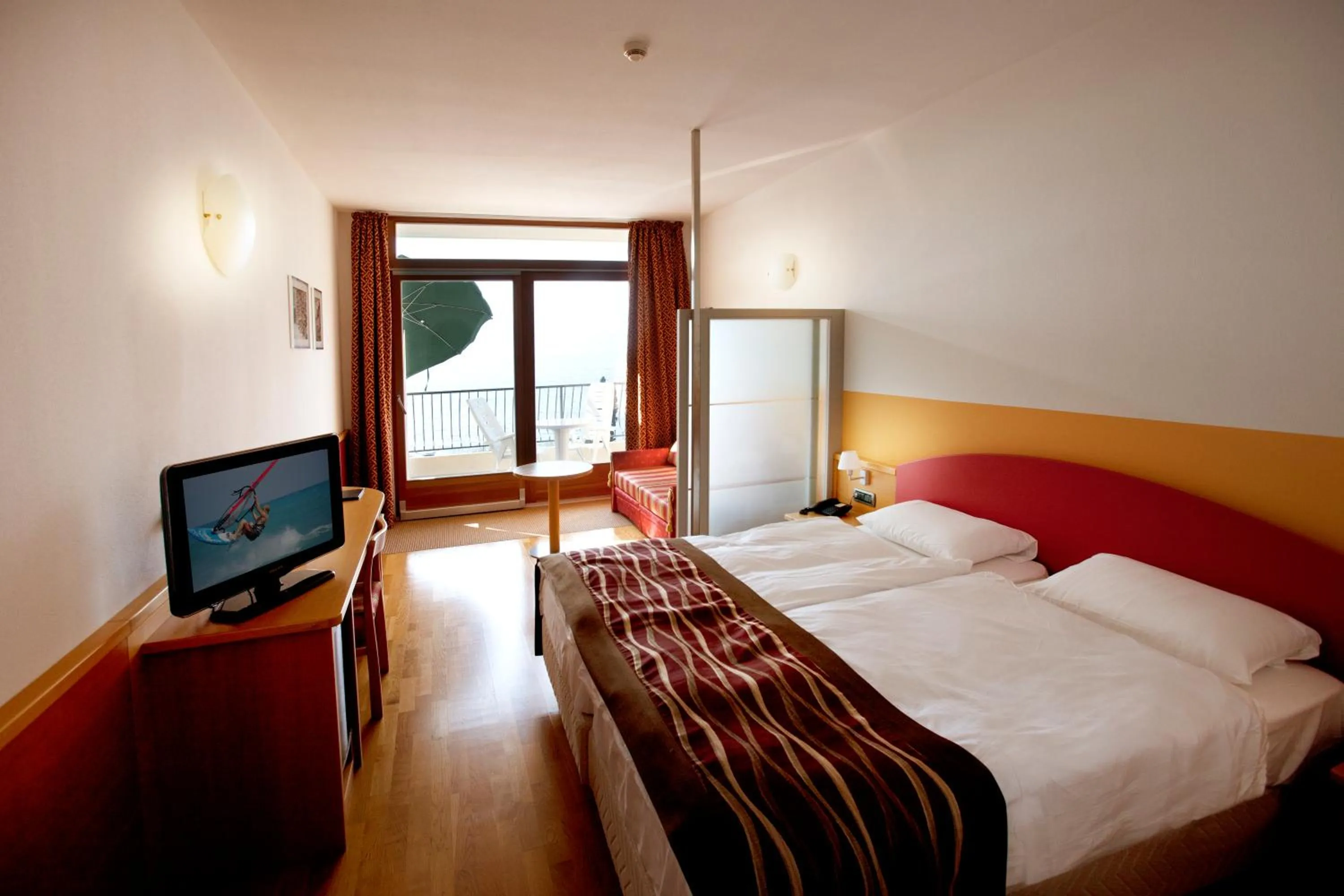 Photo of the whole room, Bed in Hotel Baia Verde