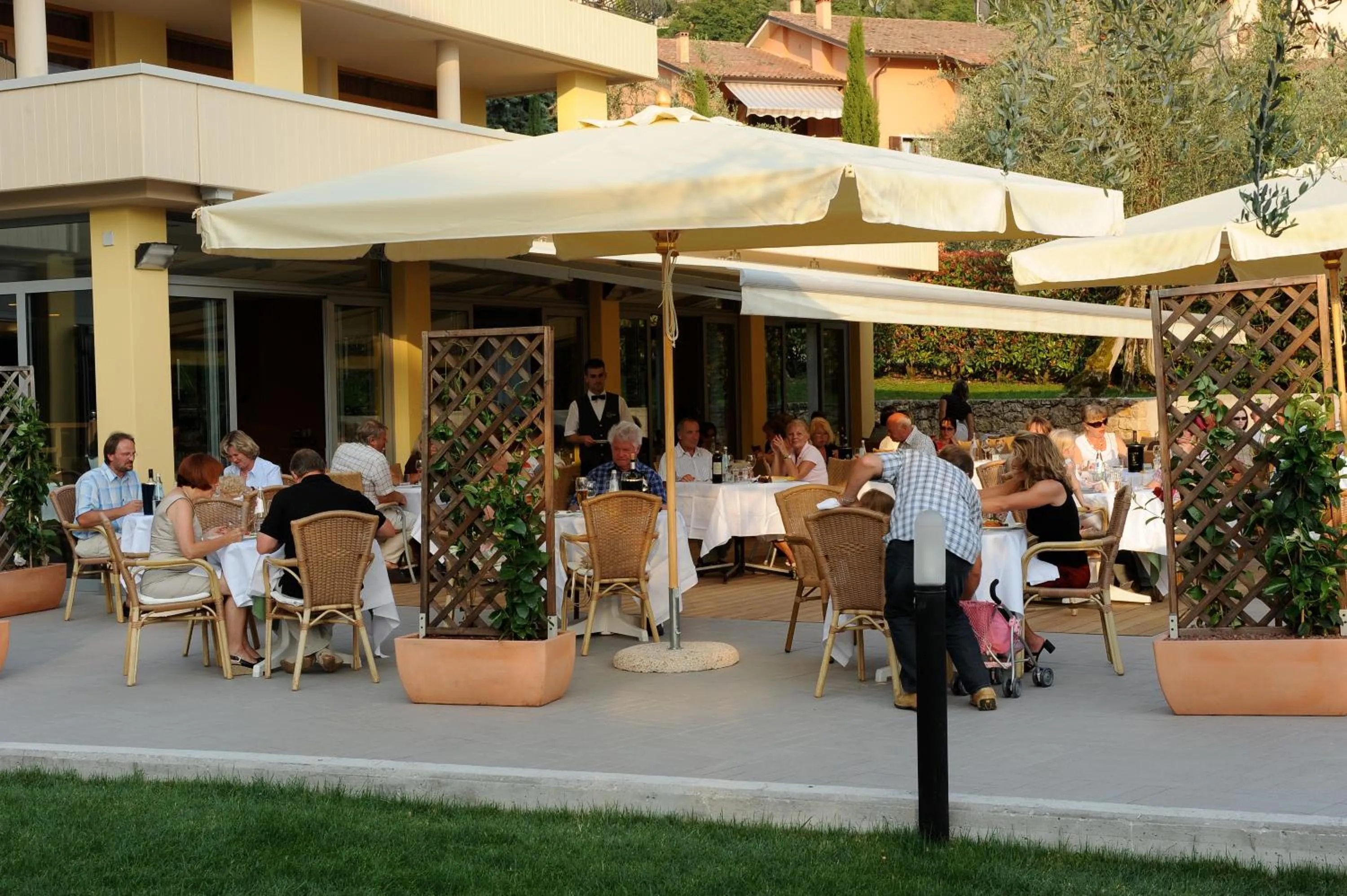 Restaurant/places to eat in Hotel Baia Verde