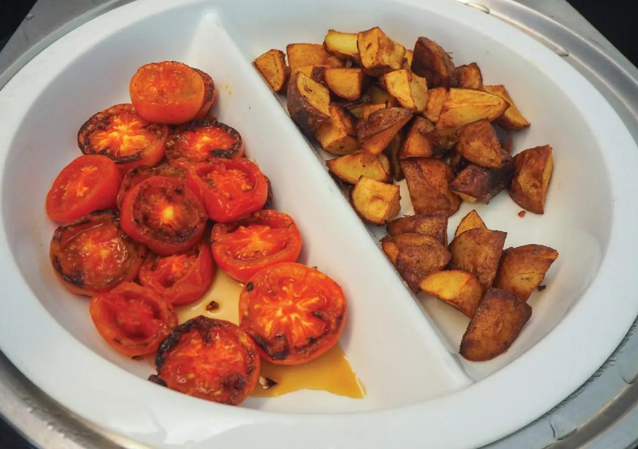 Breakfast in Kingston Suites Bangkok