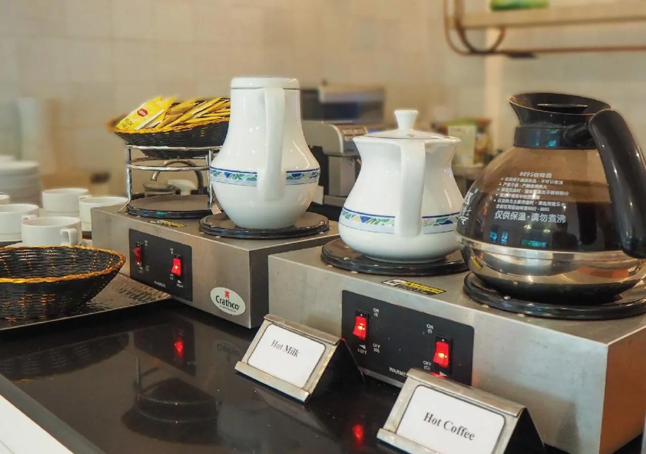 Breakfast in Kingston Suites Bangkok