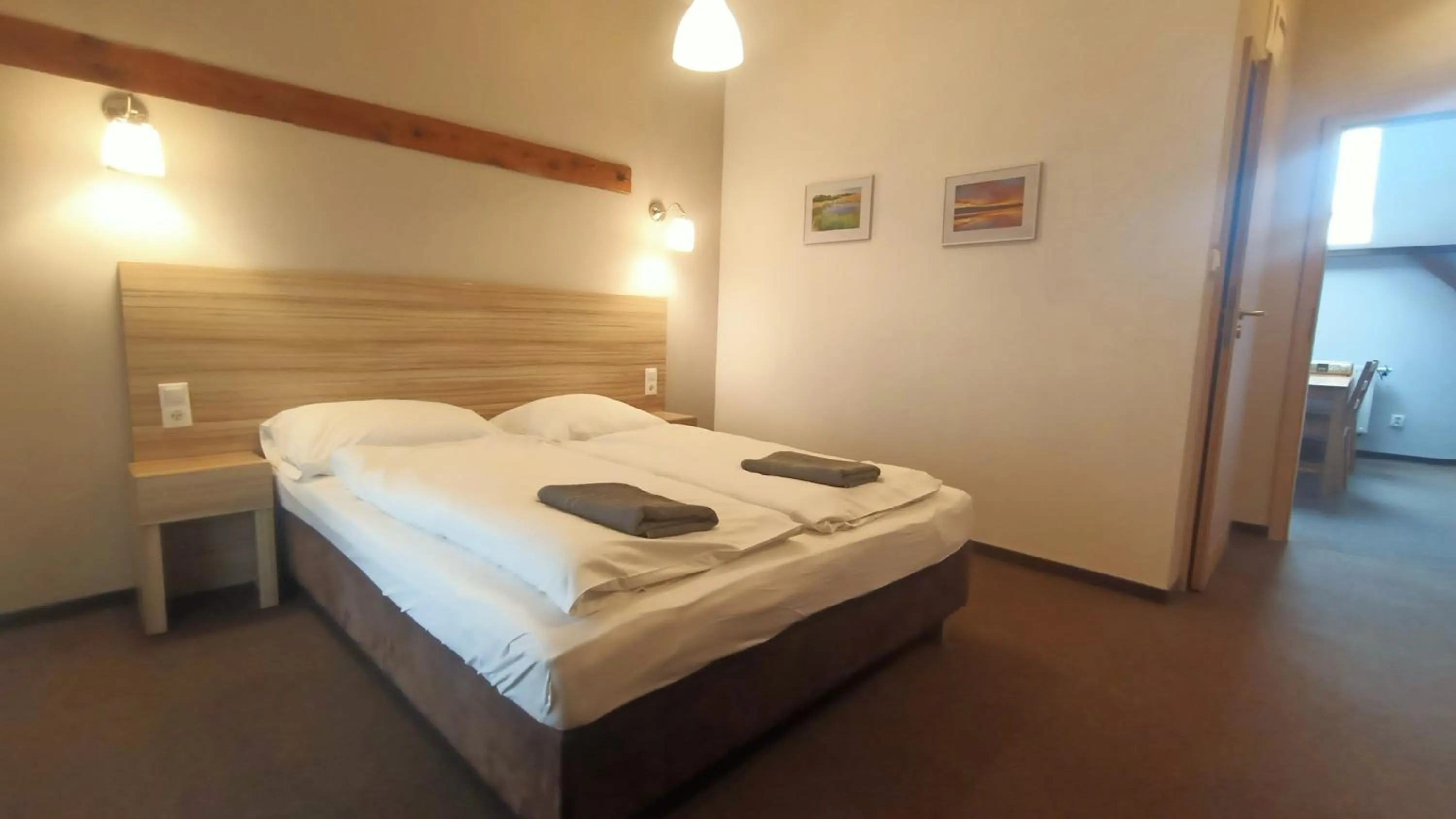 Photo of the whole room in Folwark Na Półwyspie