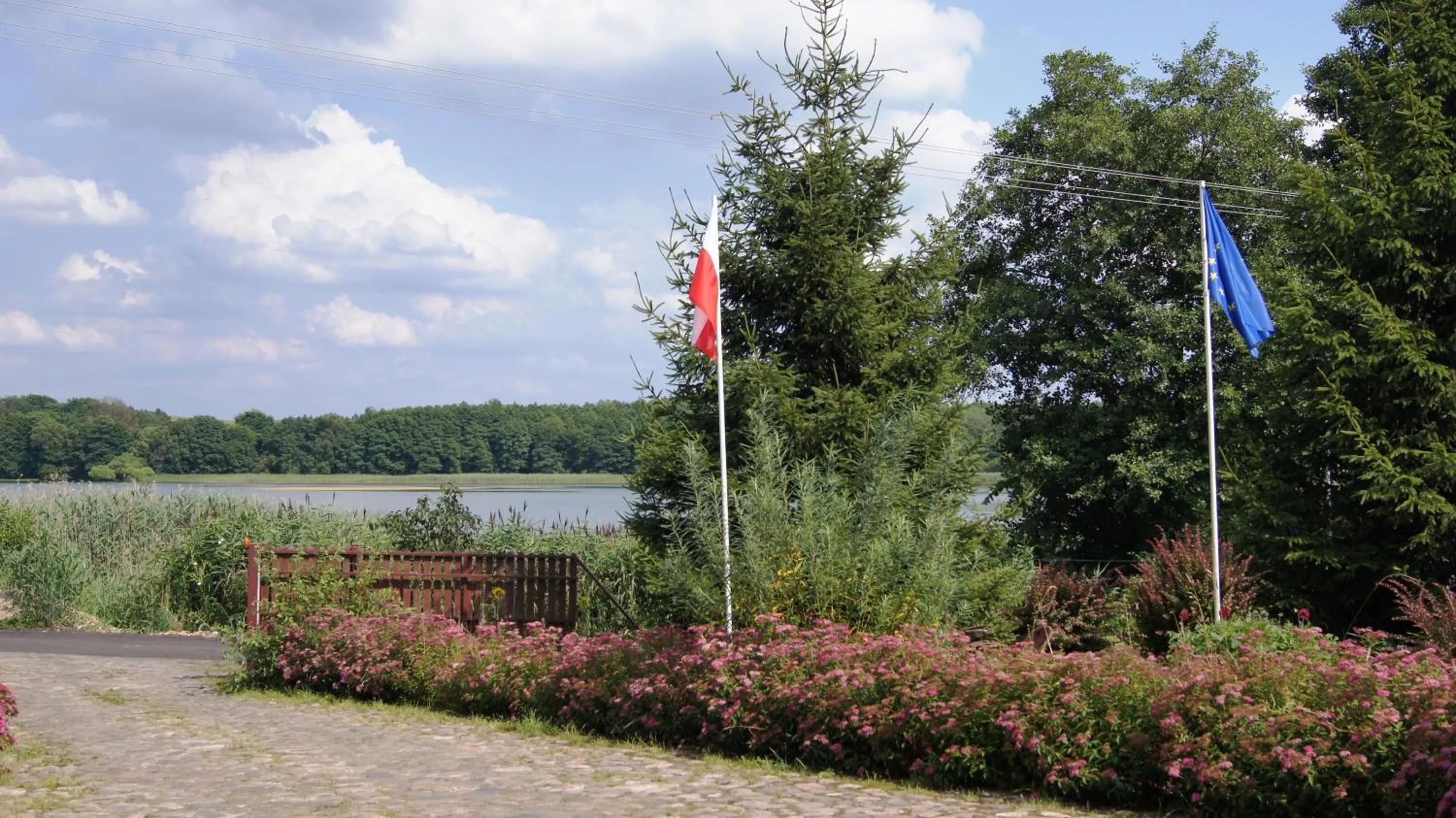 Area and facilities in Folwark Na Półwyspie