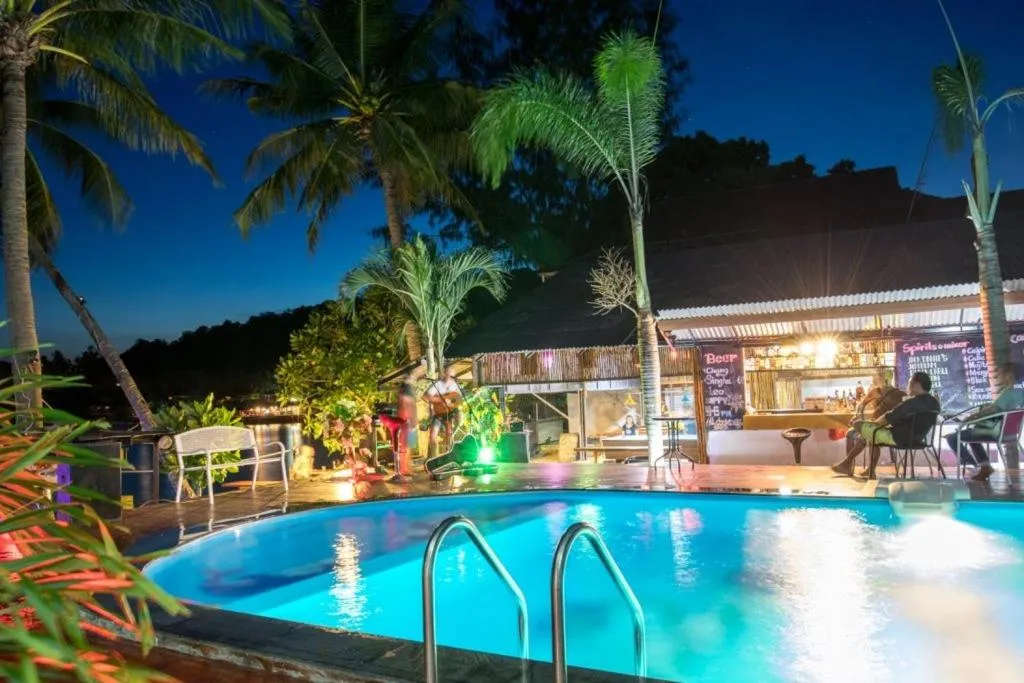 Restaurant/places to eat in Carabao Diving Koh Tao