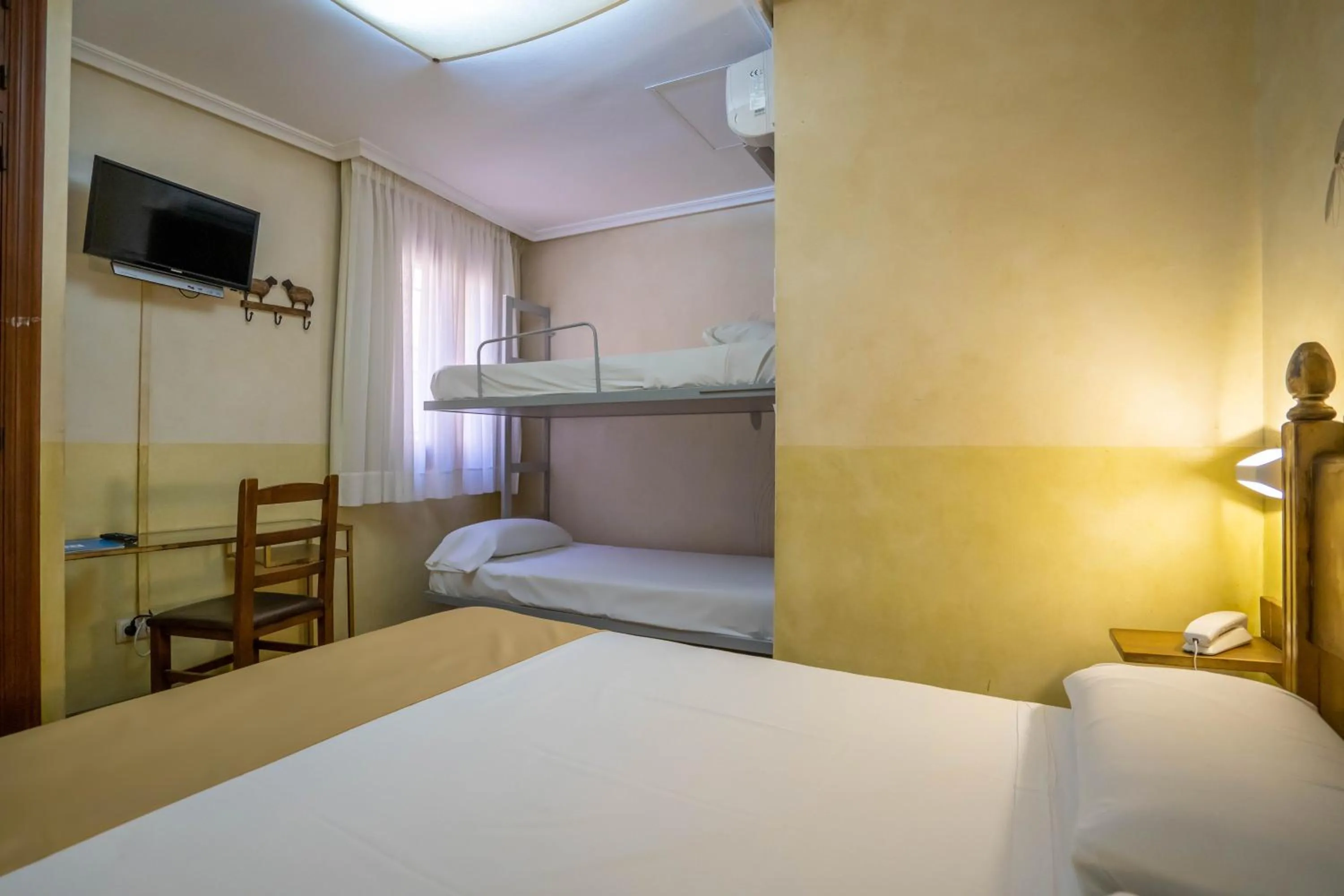 Bed in YIT Puerta Bisagra