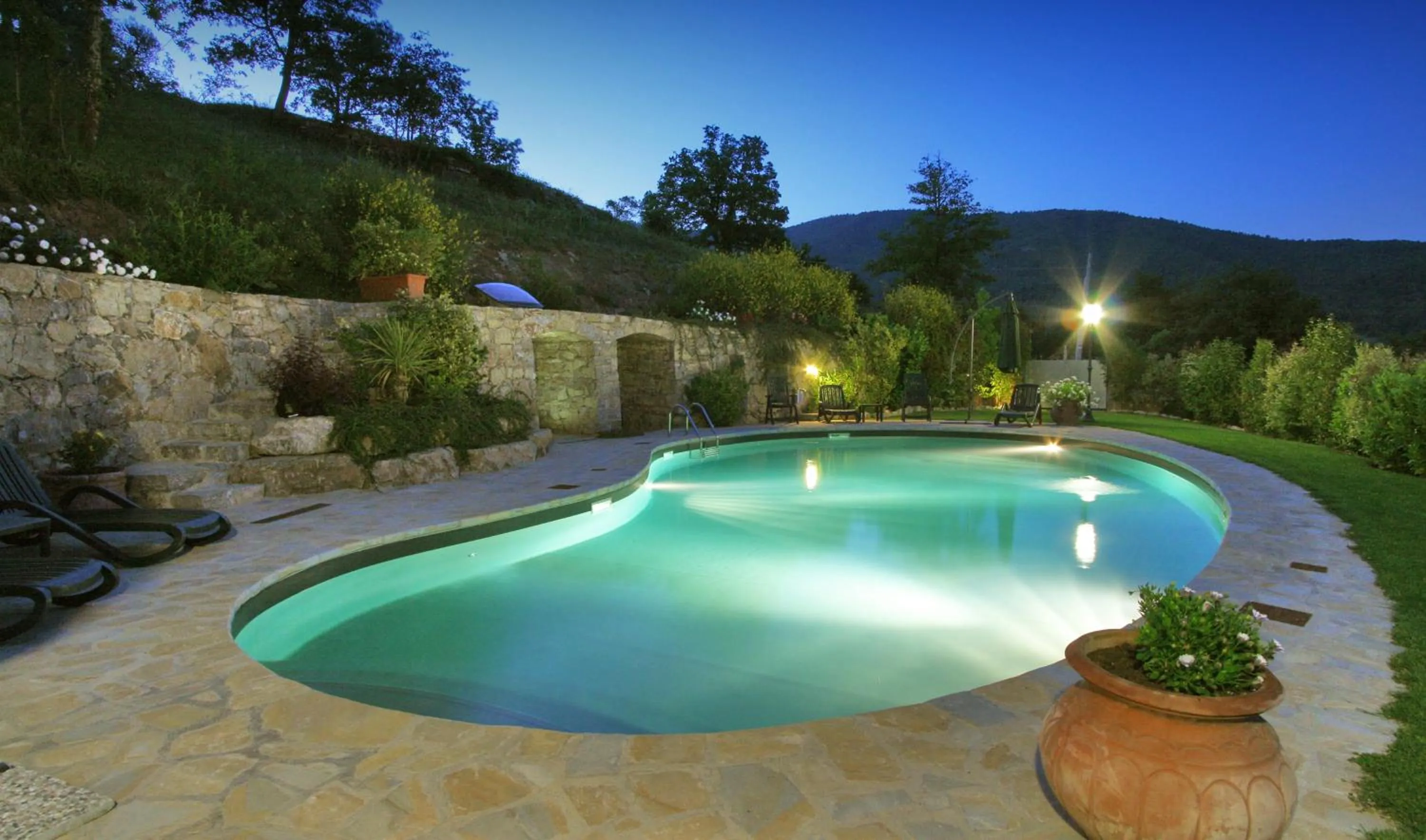 Night in Rocca Di Pierle, Agriturismo di Charme - Cortona