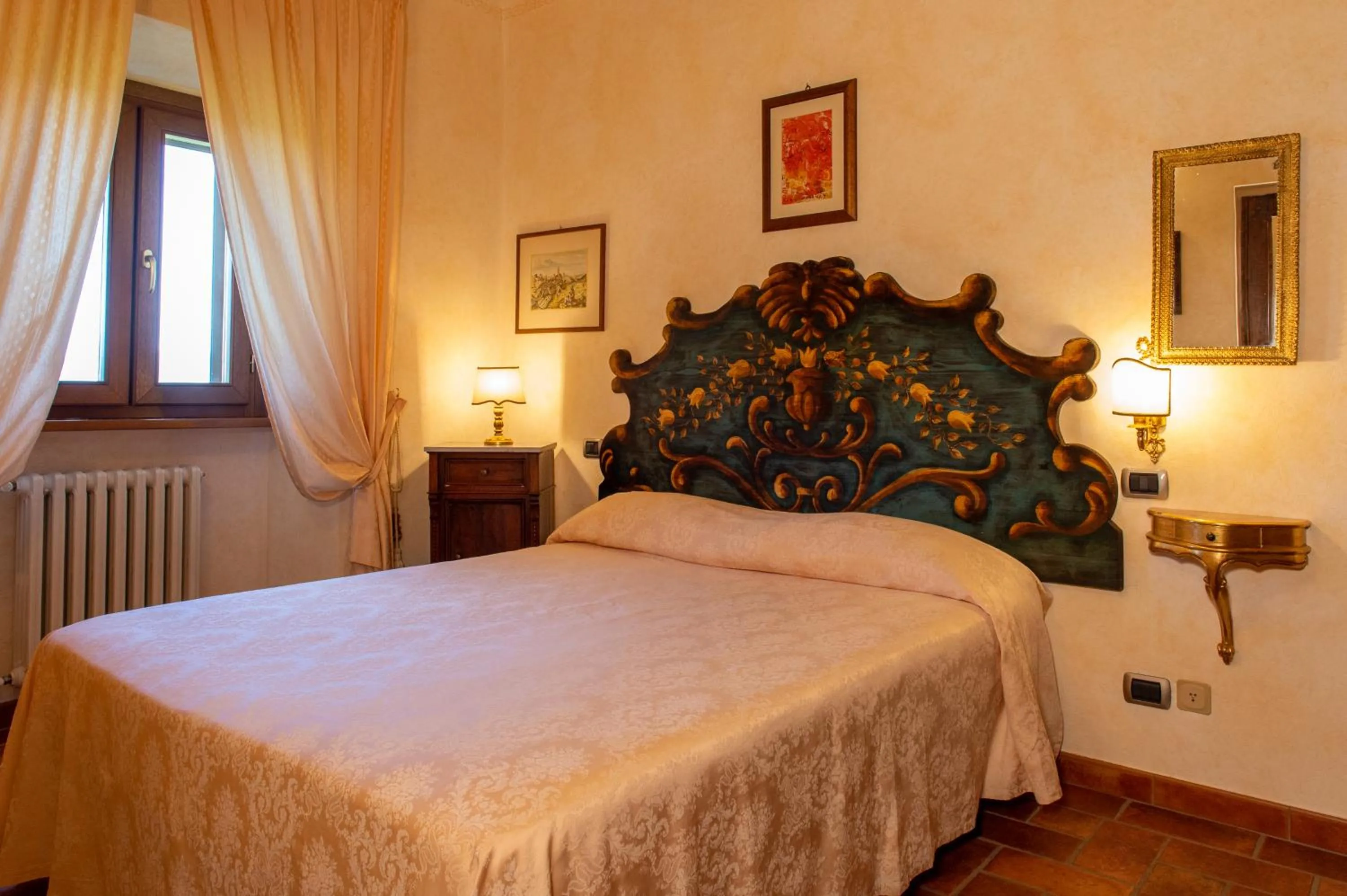 Bedroom, Bed in Rocca Di Pierle, Agriturismo di Charme - Cortona