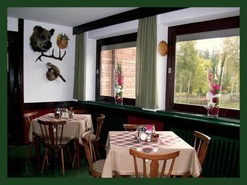 Restaurant/places to eat in Hotel-Restaurant Johanniskreuz