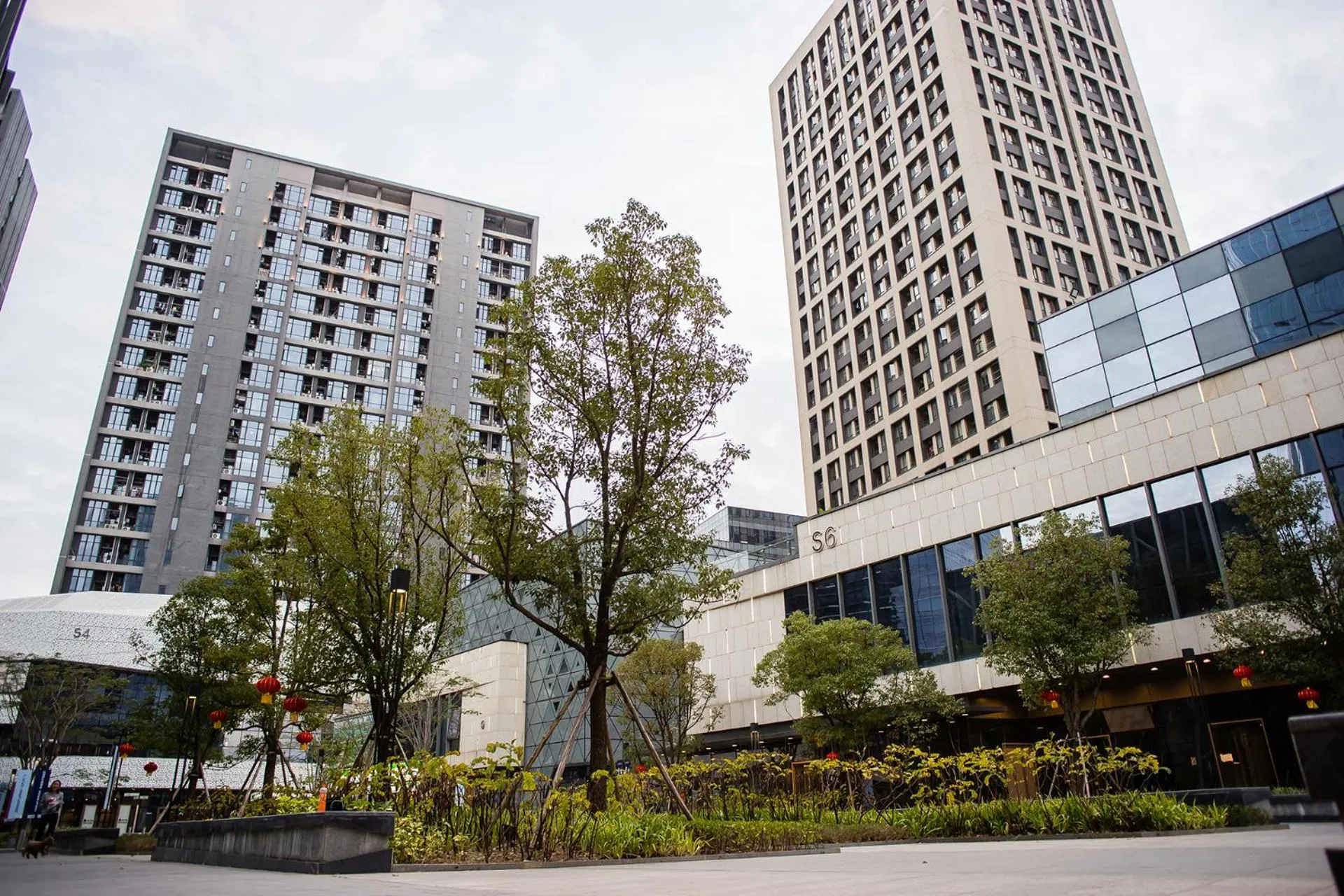 Property building in Guangzhou Laiste ApartHotel Science City Greenland Central Plaza Branch - Free Shuttle Bus to Canton Fair Complex During Canton Fair Period