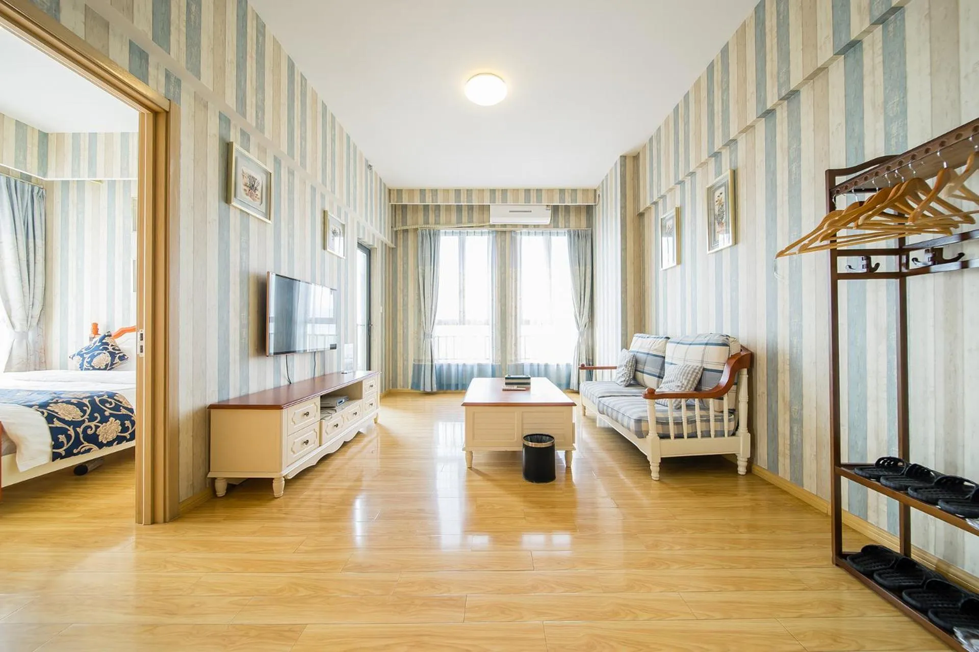 TV and multimedia, Bed in Guangzhou Laiste ApartHotel Science City Greenland Central Plaza Branch - Free Shuttle Bus to Canton Fair Complex During Canton Fair Period