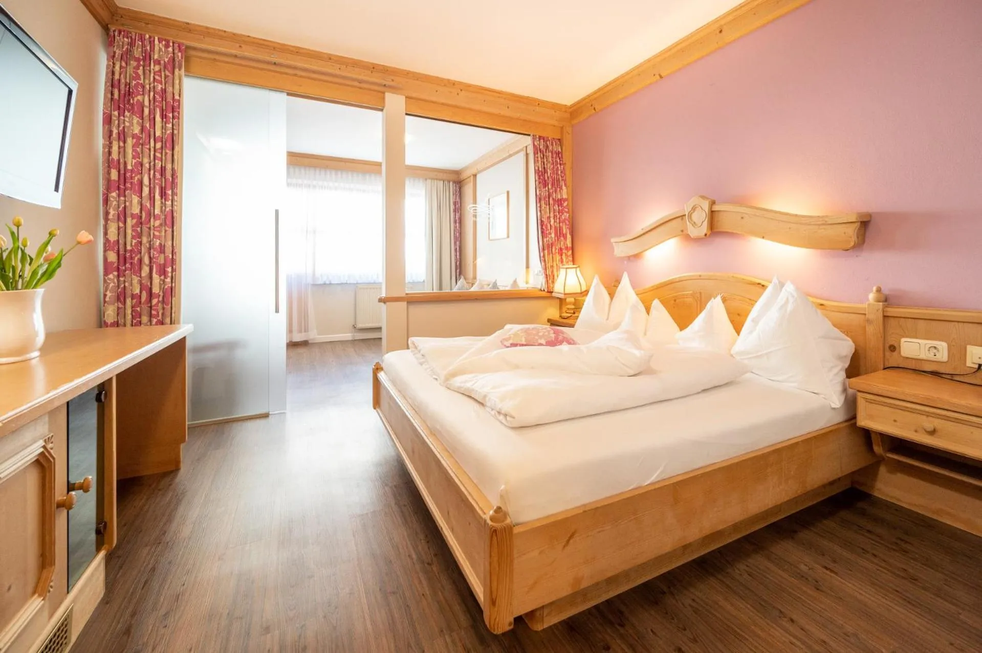 Photo of the whole room, Bed in Familienhotel Lengauer Hof