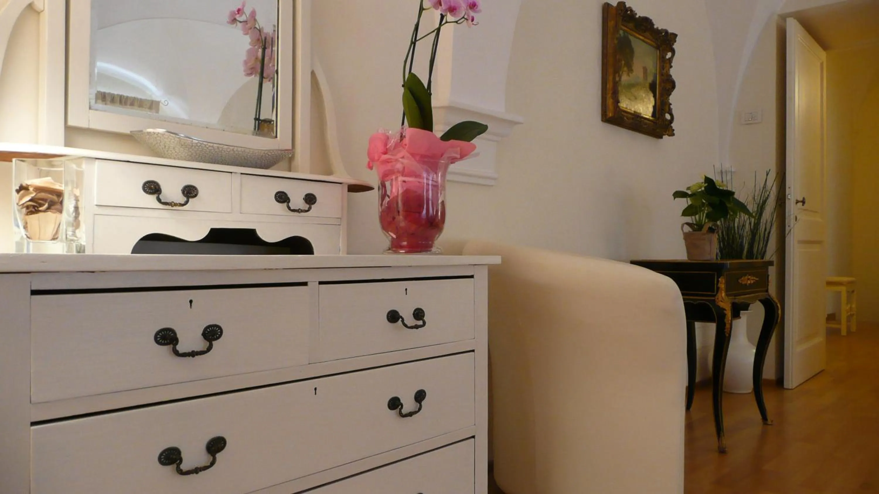 Photo of the whole room in Palazzo de' Vecchi