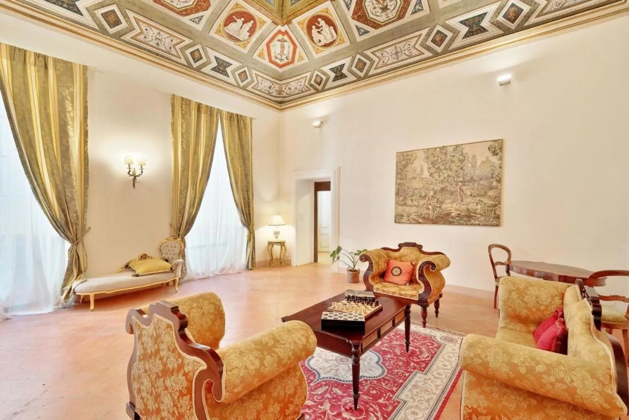 Seating area in Palazzo de' Vecchi