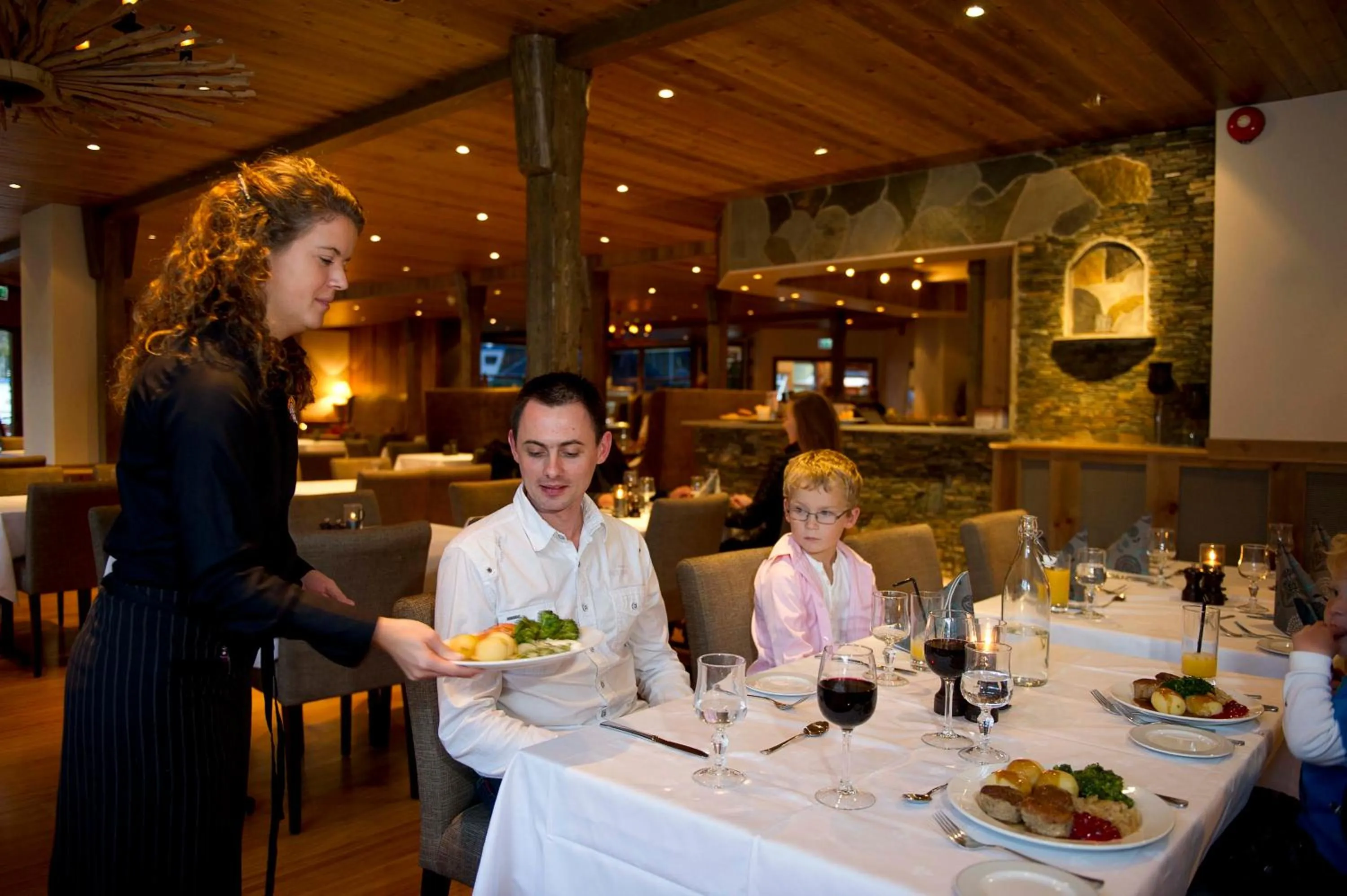 Restaurant/places to eat in Flåmsbrygga Hotel